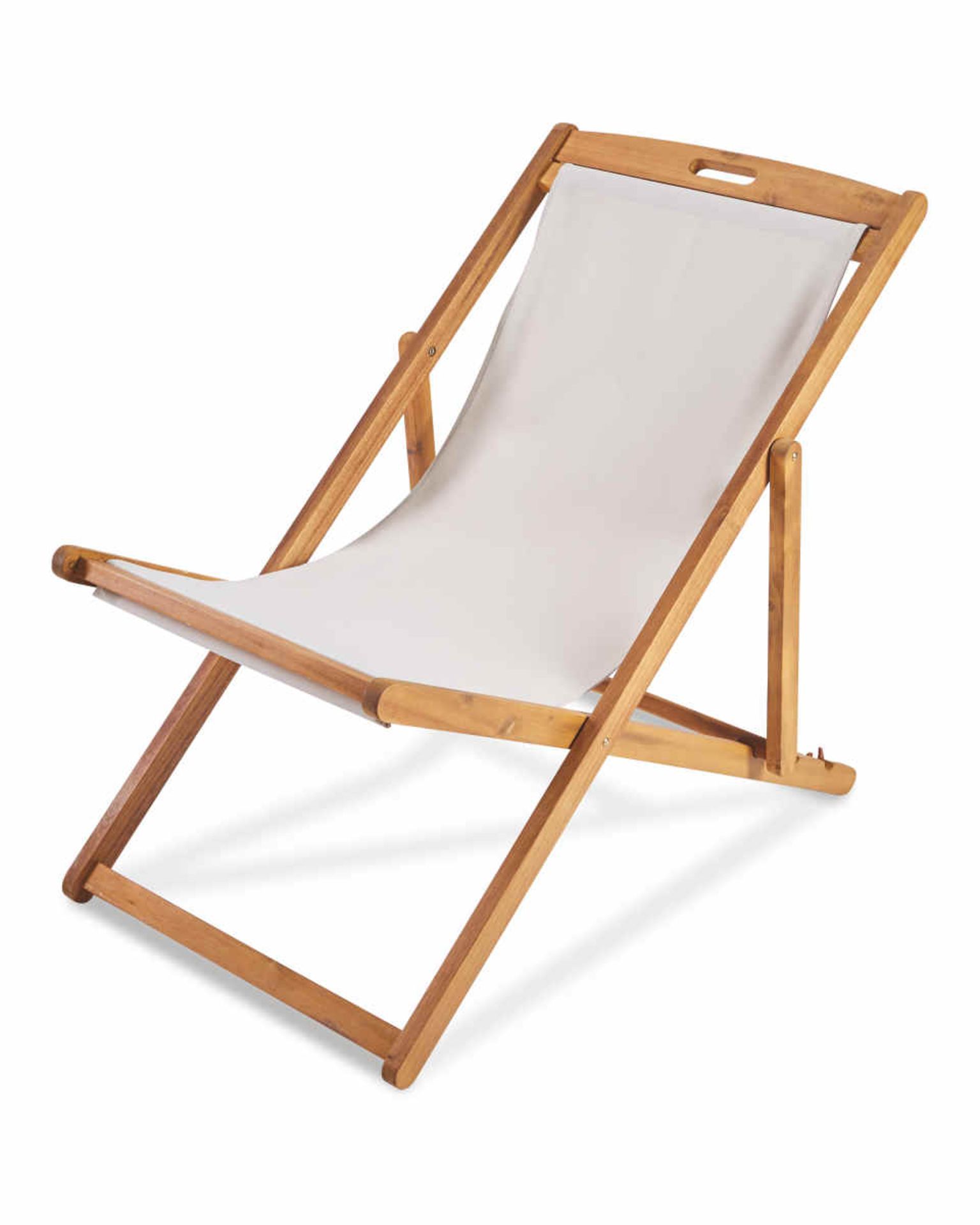 Pair of Luxury Wooden Deck Chairs. Relax and unwind under the summer sun with these stylish Luxury - Image 2 of 2