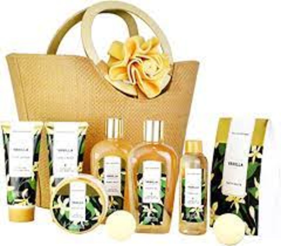HIGH END LUXURY GIFT SETS IN TRADE & PALLET LOTS IN VARIOUS DESIGNS & FRAGRANCES - DELIVERY AVAILABLE