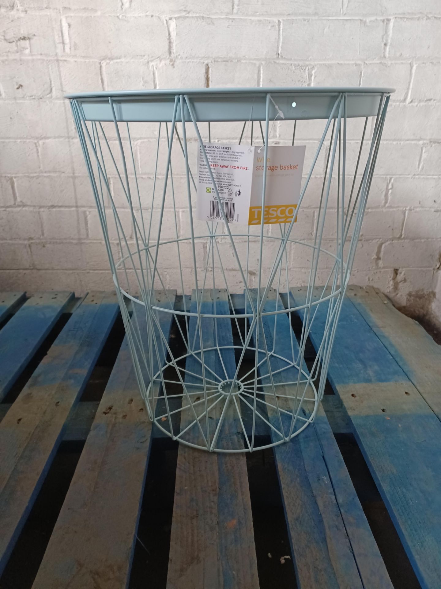 9 X NEW PACKAGED TESCO WIRE ROUND LAUNDRY/STORAGE BASKETS WITH LID. BLUE. (APW)