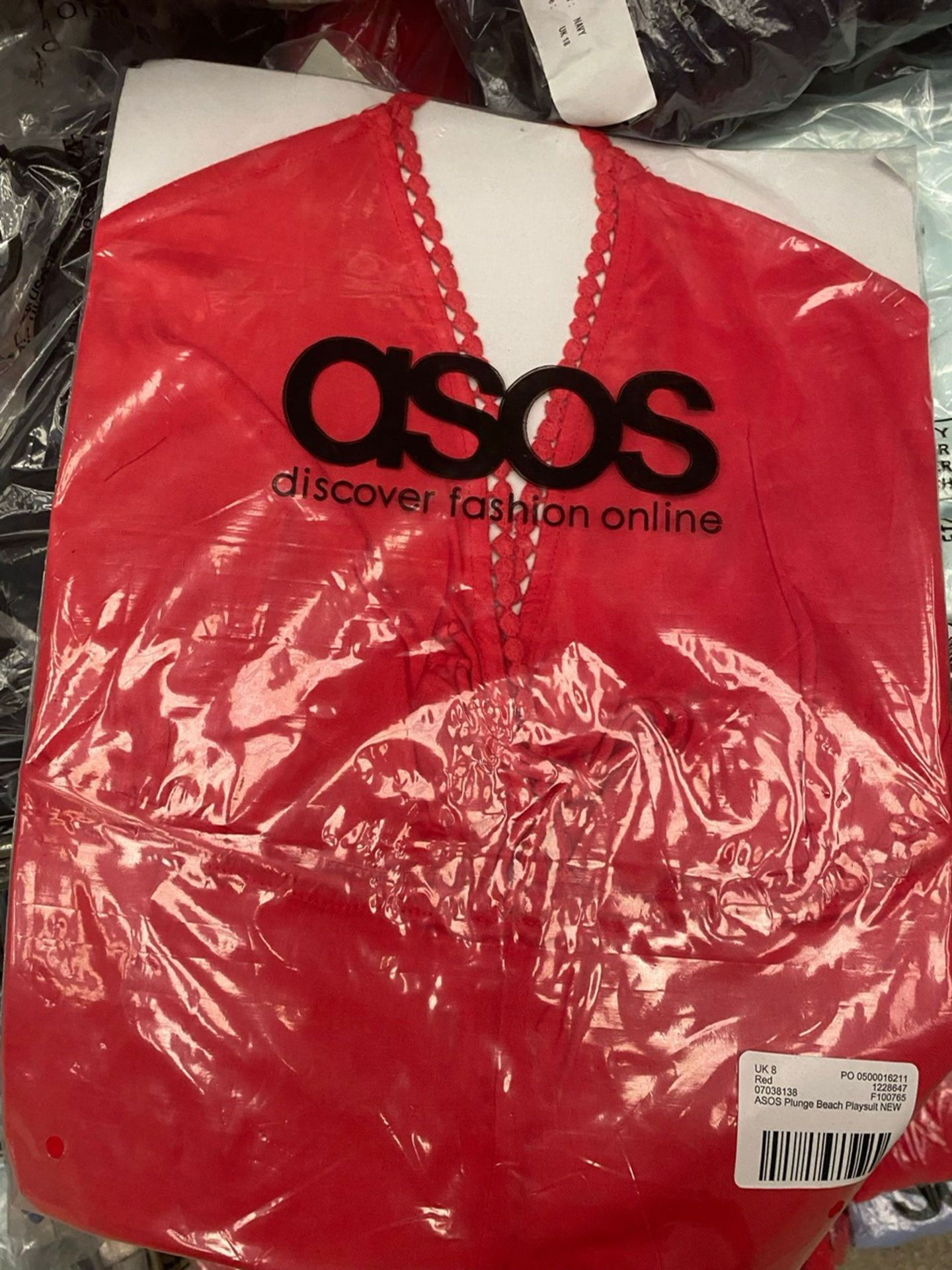 100 X BRAND NEW ASSORTED CLOTHING FROM ASOS INCLUDING ASOS BRANDED AND ASSOCIATED BRANDS IN - Image 3 of 63