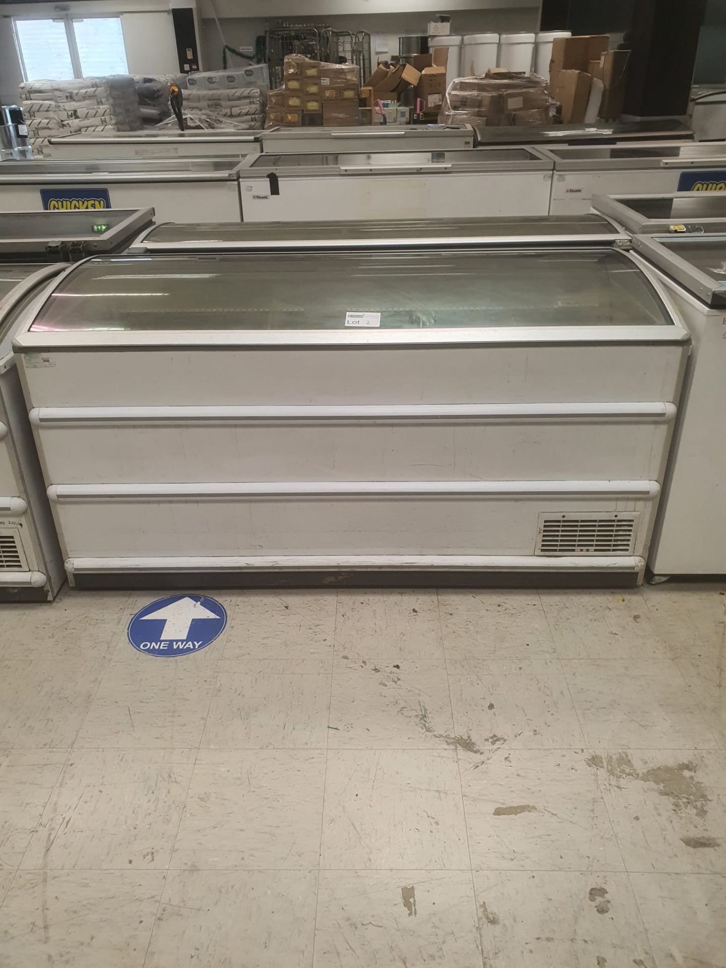 COMMERCIAL DISPLAY CHEST FREEZER