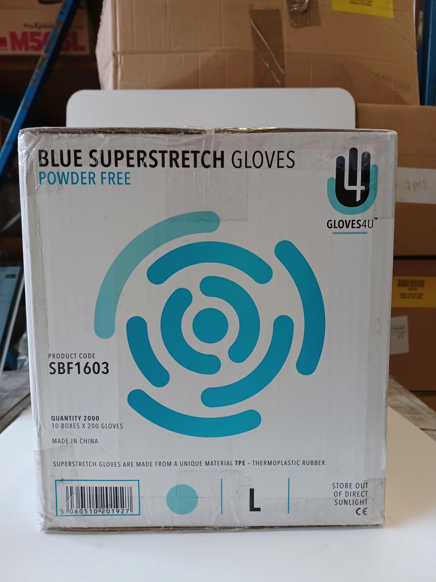 30 X NEW BOXES OF 100 BLUE SUPERSTRETH POWDER FREE WOKGLOVES. SIZE LARGE. S1-32