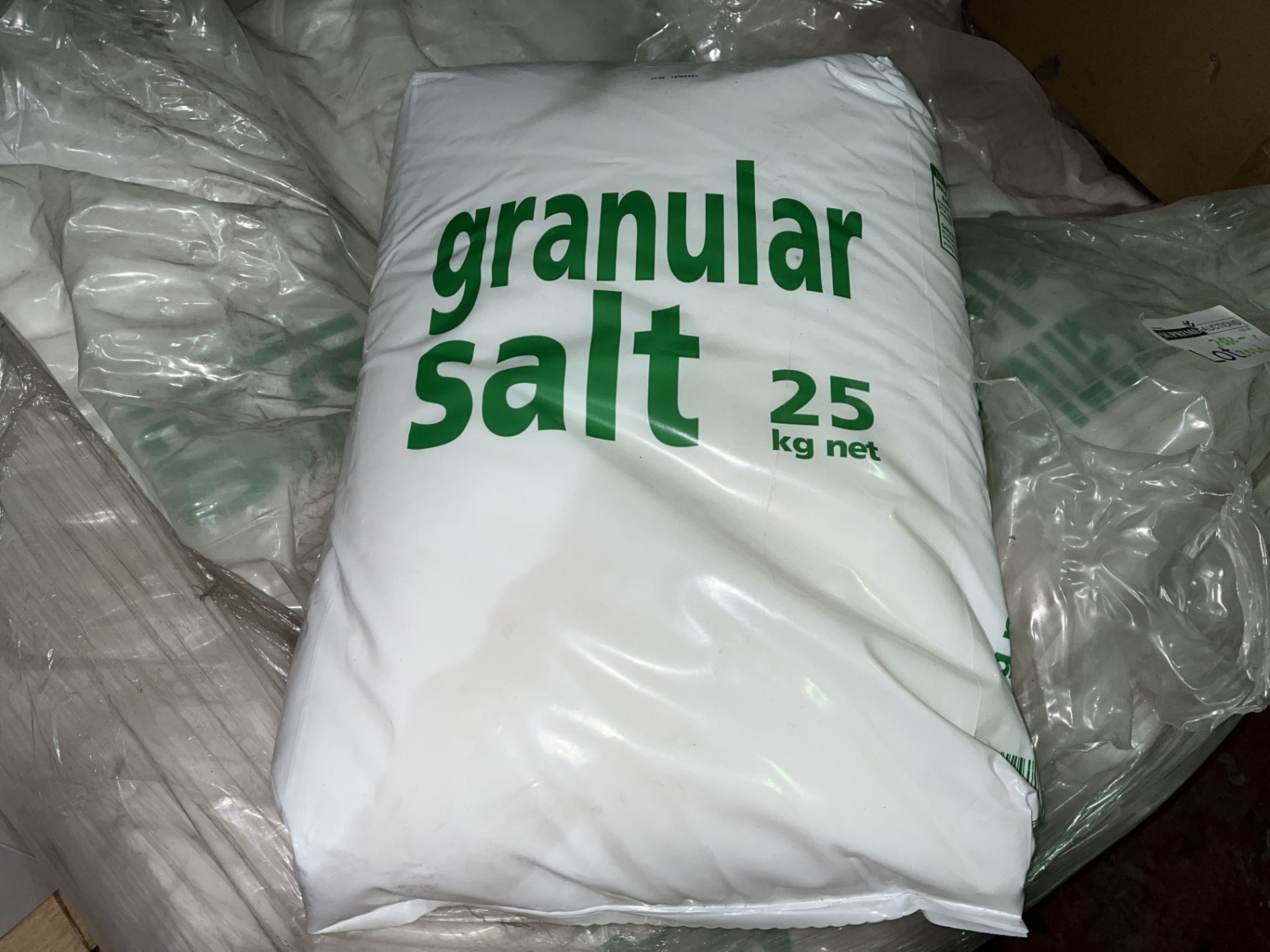 10 X BRAND NEW BAGS OF 25KG GRANLAR SALT R4-6