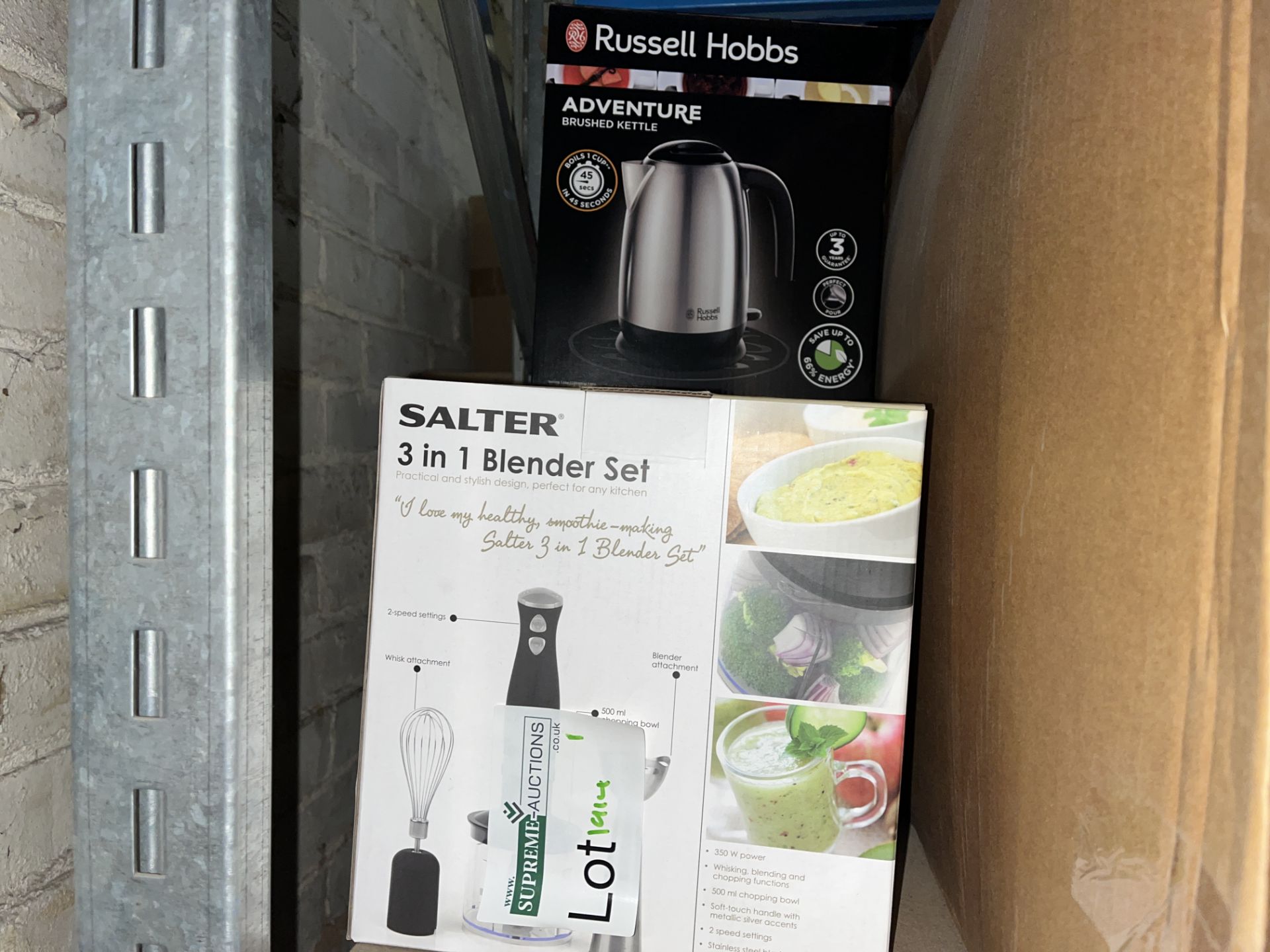 4 PIECE MIXED LOT INCLUDING SALTER BLENDERS AND RUSSEL HOBBS KETTLES S1-10