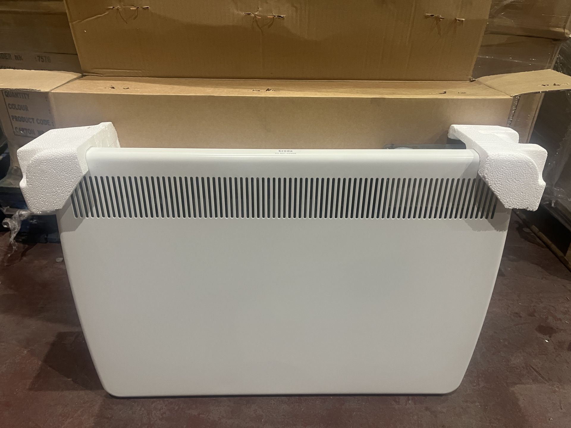 BRAND NEW CREDA TPR111 750M ELECTRIC HEATER R16-1