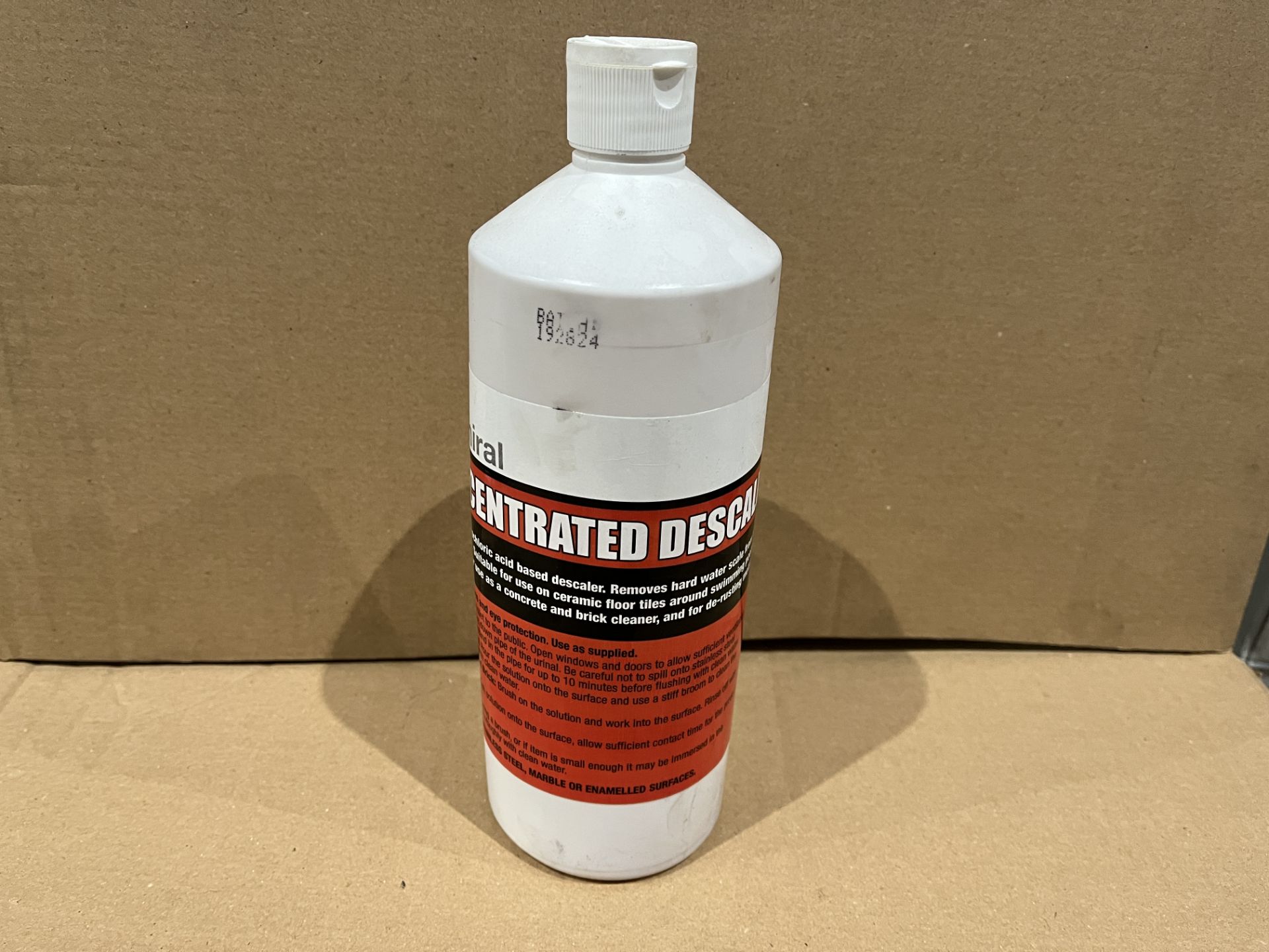 32 X BRAND NEW ADMIRAL PROFESSIONAL CONCENTRATED DESCALER 1L R10-12