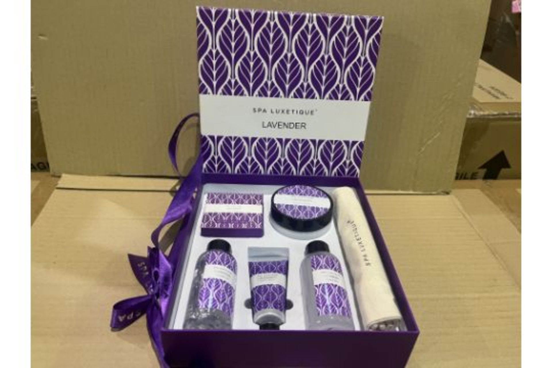 12 X BRAND NEW SPA LUXETIQUE 6 PIECE LAVENDER GIFT SETS R13