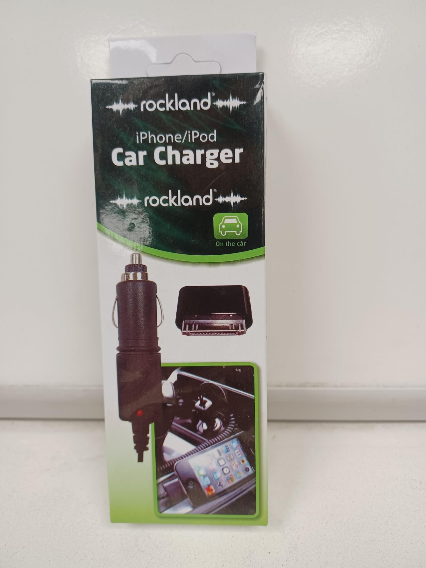 144 X BRAND NEW ROCKLAND IPHONE/IPOD CAR CHARGERS R4-7