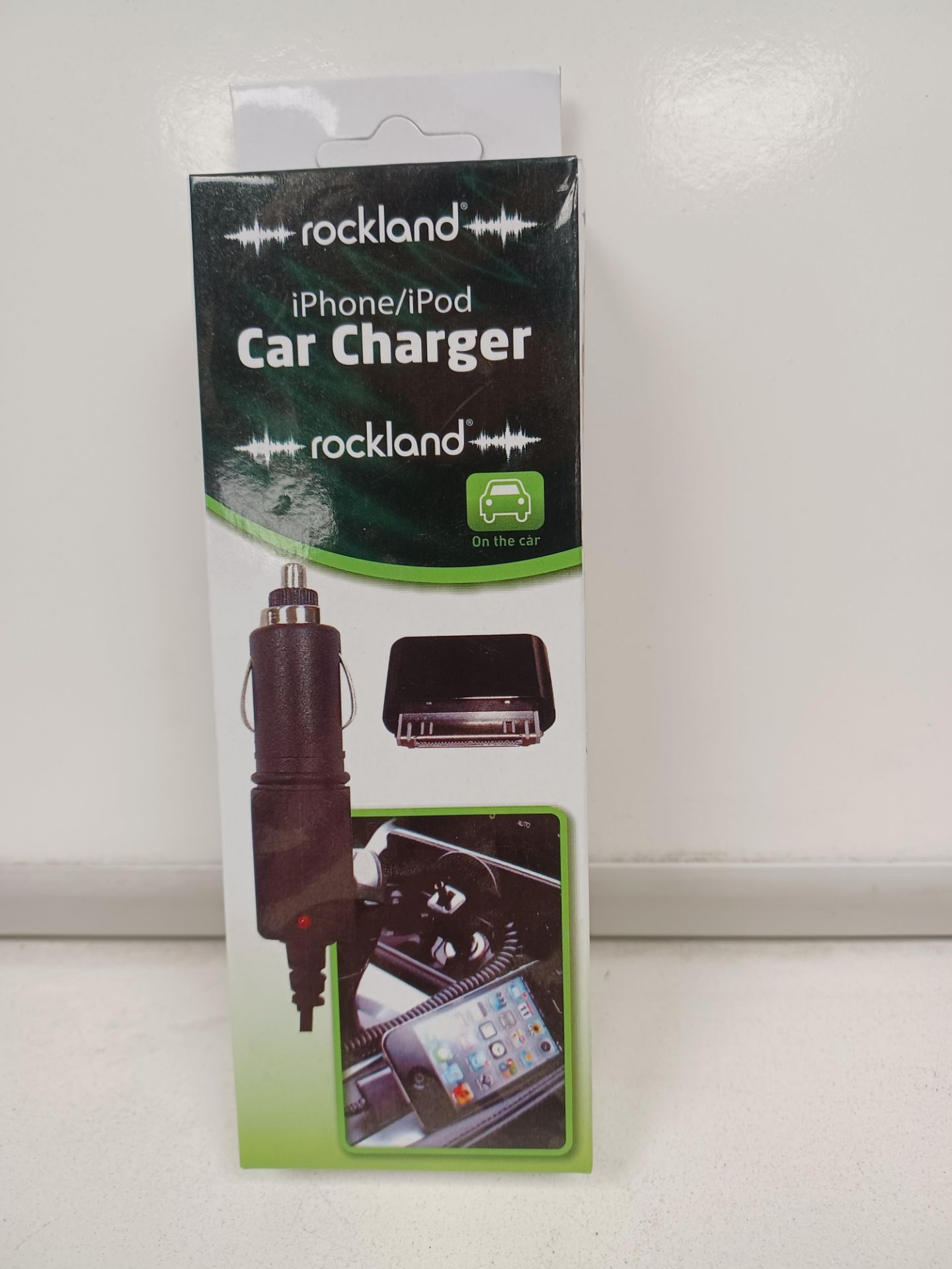 144 X BRAND NEW ROCKLAND IPHONE/IPOD CAR CHARGERS R4-7