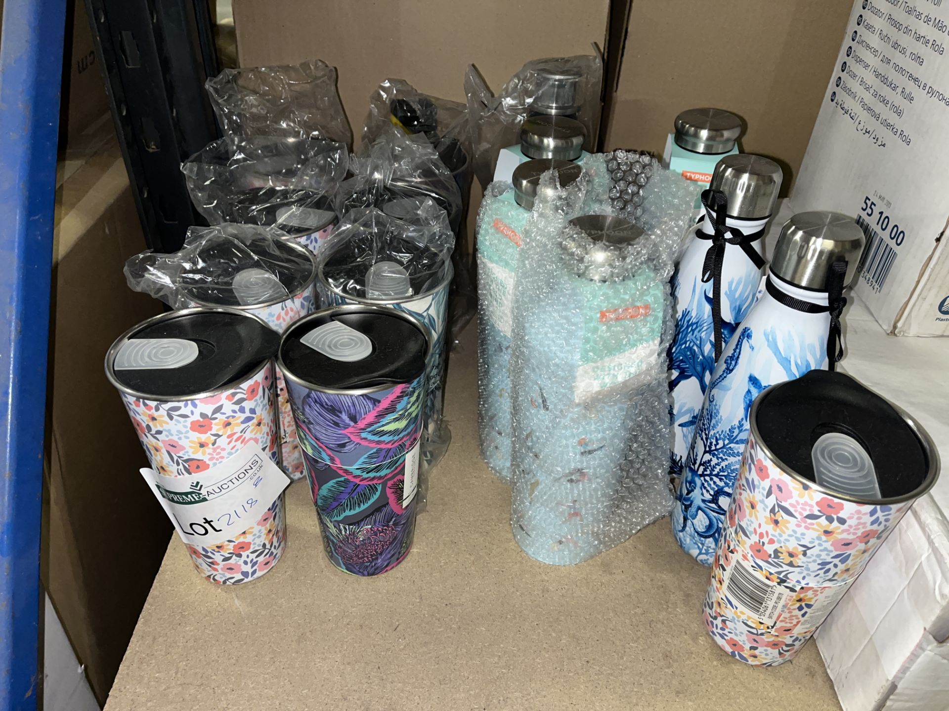 16 X BRAND NEW SIPPY CUPS IN VARIOUS DESIGNS S2