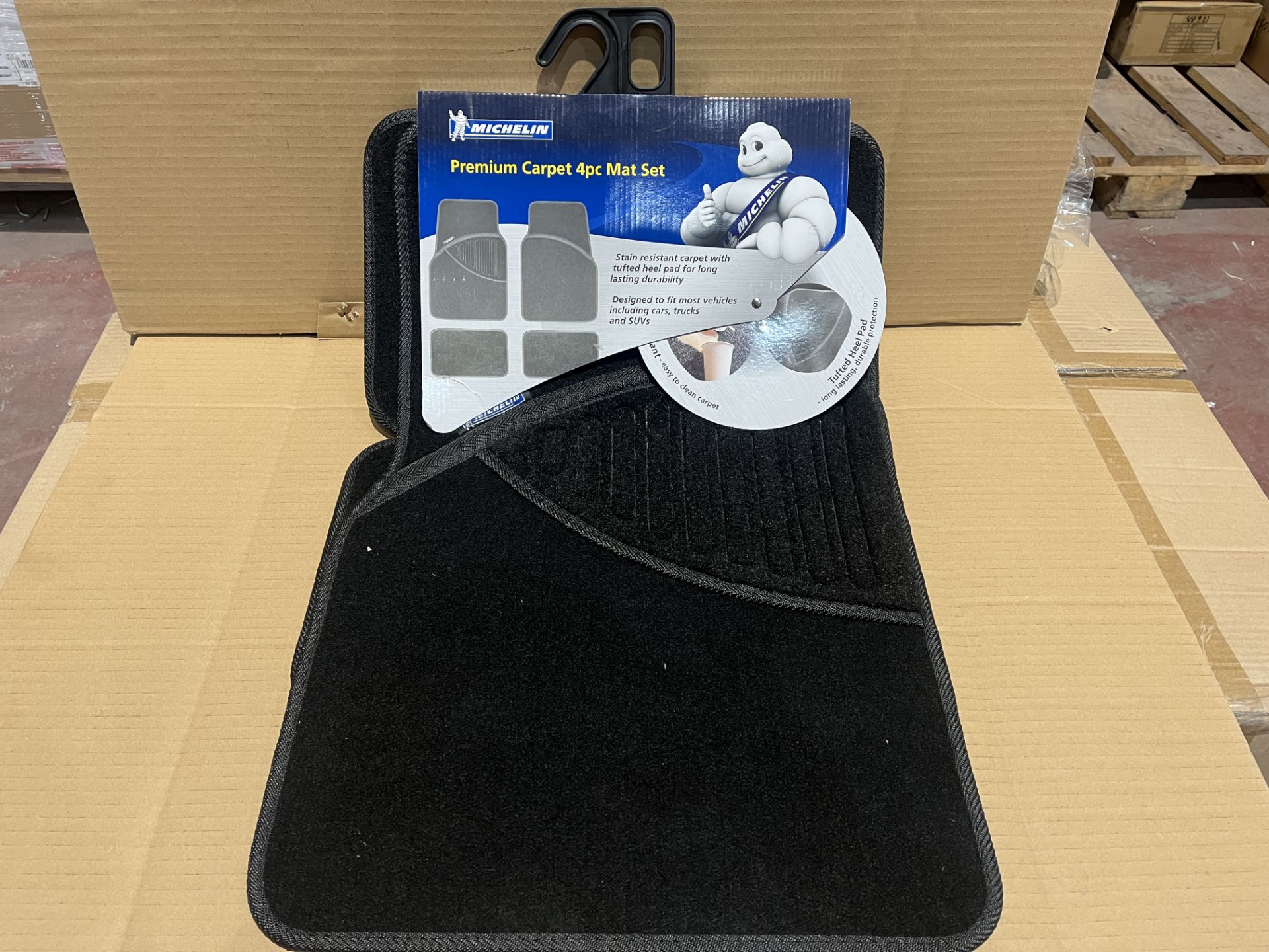 8 X BRAND NEW MICHELIN 4 PIECE PREMIUM CARPET MAT SETS R12-5