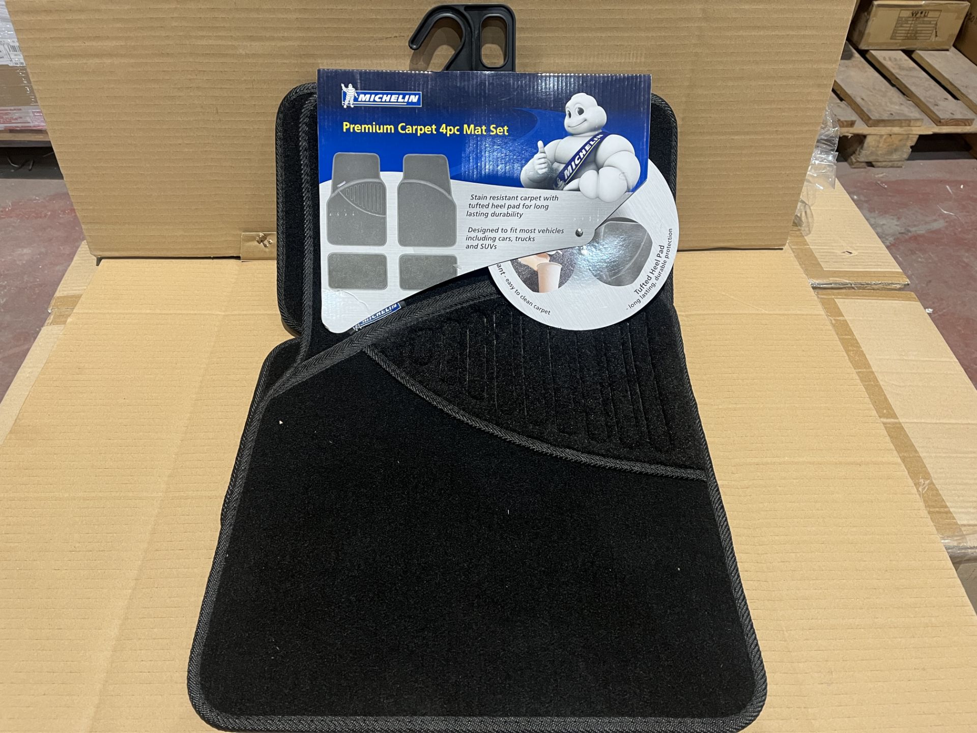 8 X BRAND NEW MICHELIN 4 PIECE PREMIUM CARPET MAT SETS R12-5