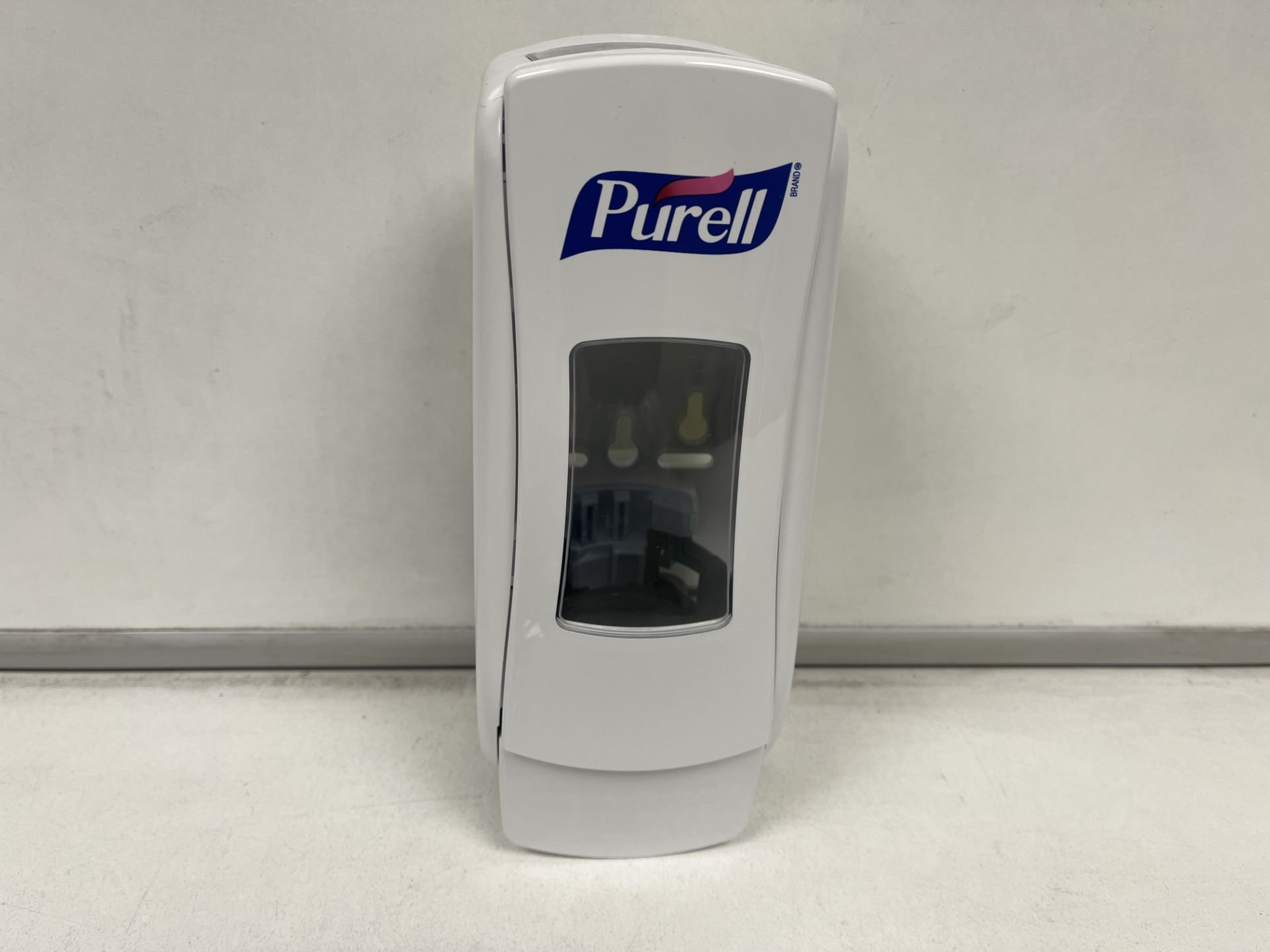 24 X BRAND NEW PURELL ADX-7 DISPENSERS 700ML WHITE RRP £19 EACH R9-2