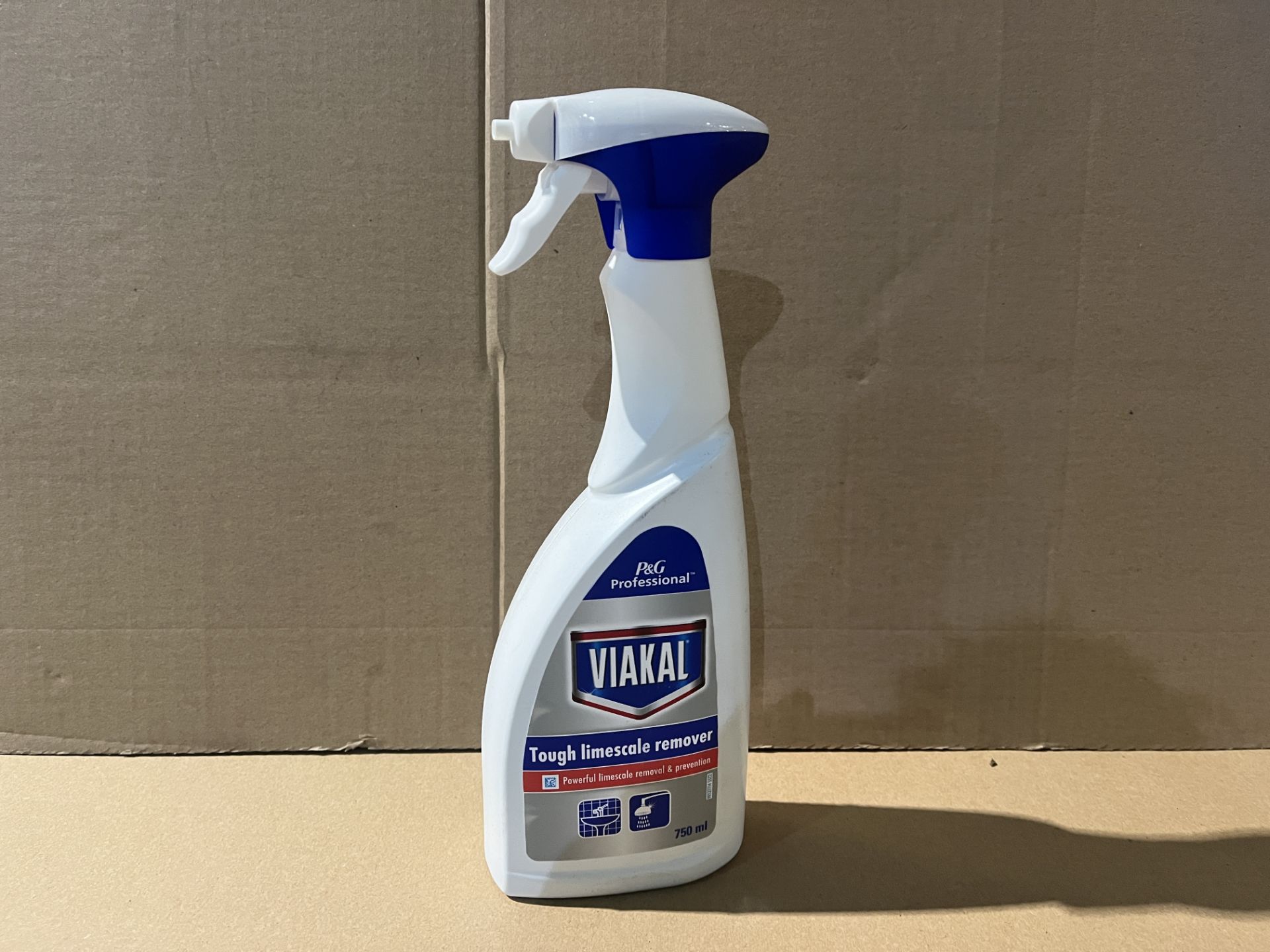 50 X BRAND NEW P AND G PROFESSIONAL VIAKAL TOUGH LIMESCALE REMOVER 750ML R15-4