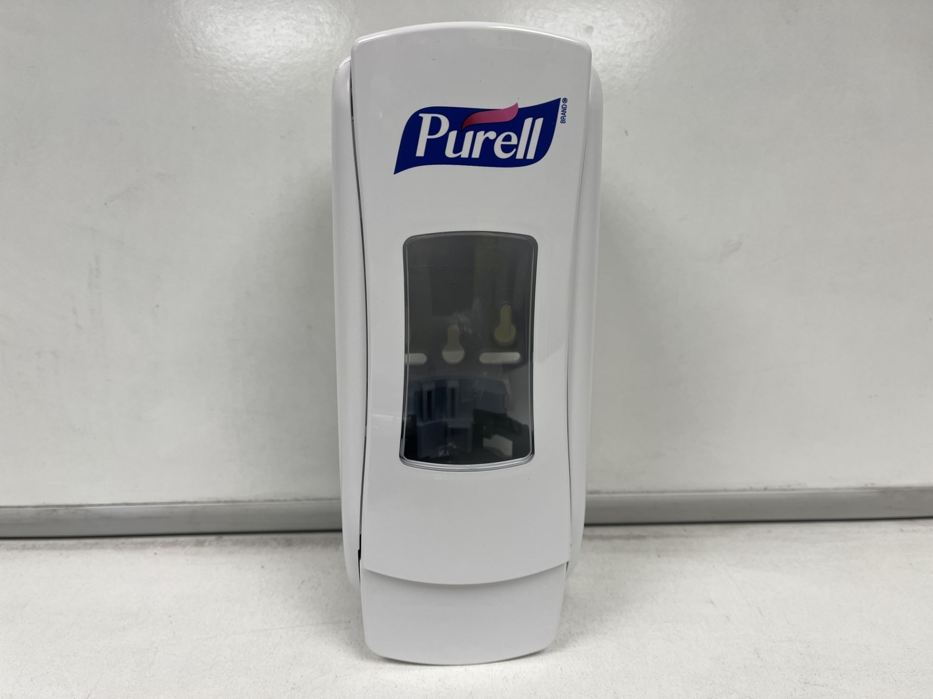 24 X BRAND NEW PURELL ADX-7 DISPENSERS 700ML WHITE RRP £19 EACH R9-2