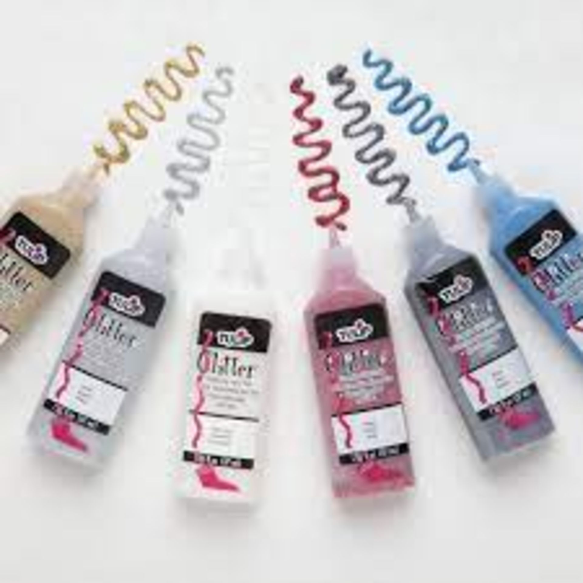 8073 X BRAND NEW TULIP FABRIC PAINTS IN VARIOUS COLOURS TOTAL RRP £28,255