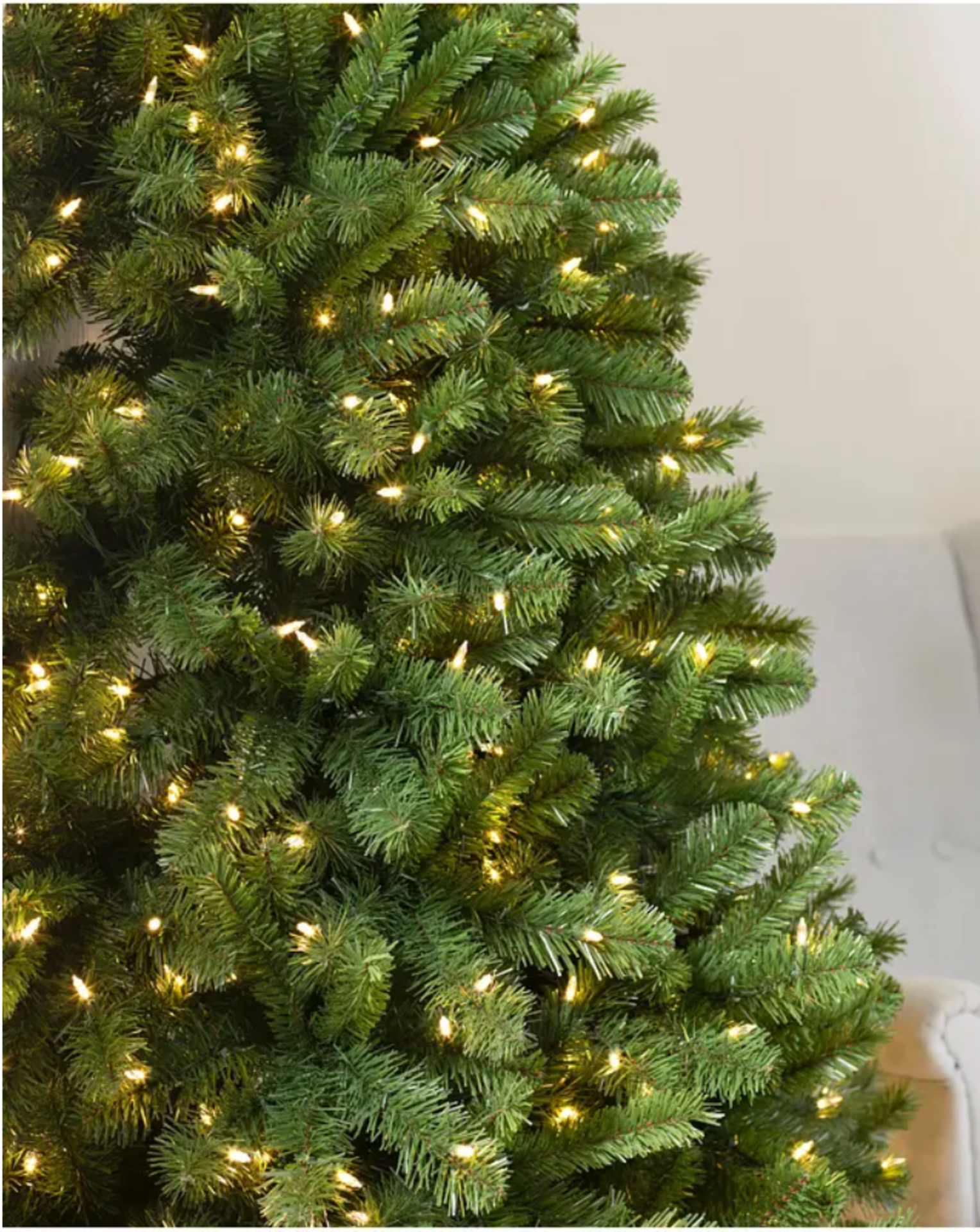 BH (The worlds leading Christmas Tree Brand) Kensington Flatback 7ft with LED Clear Lights. RRP £ - Image 3 of 3