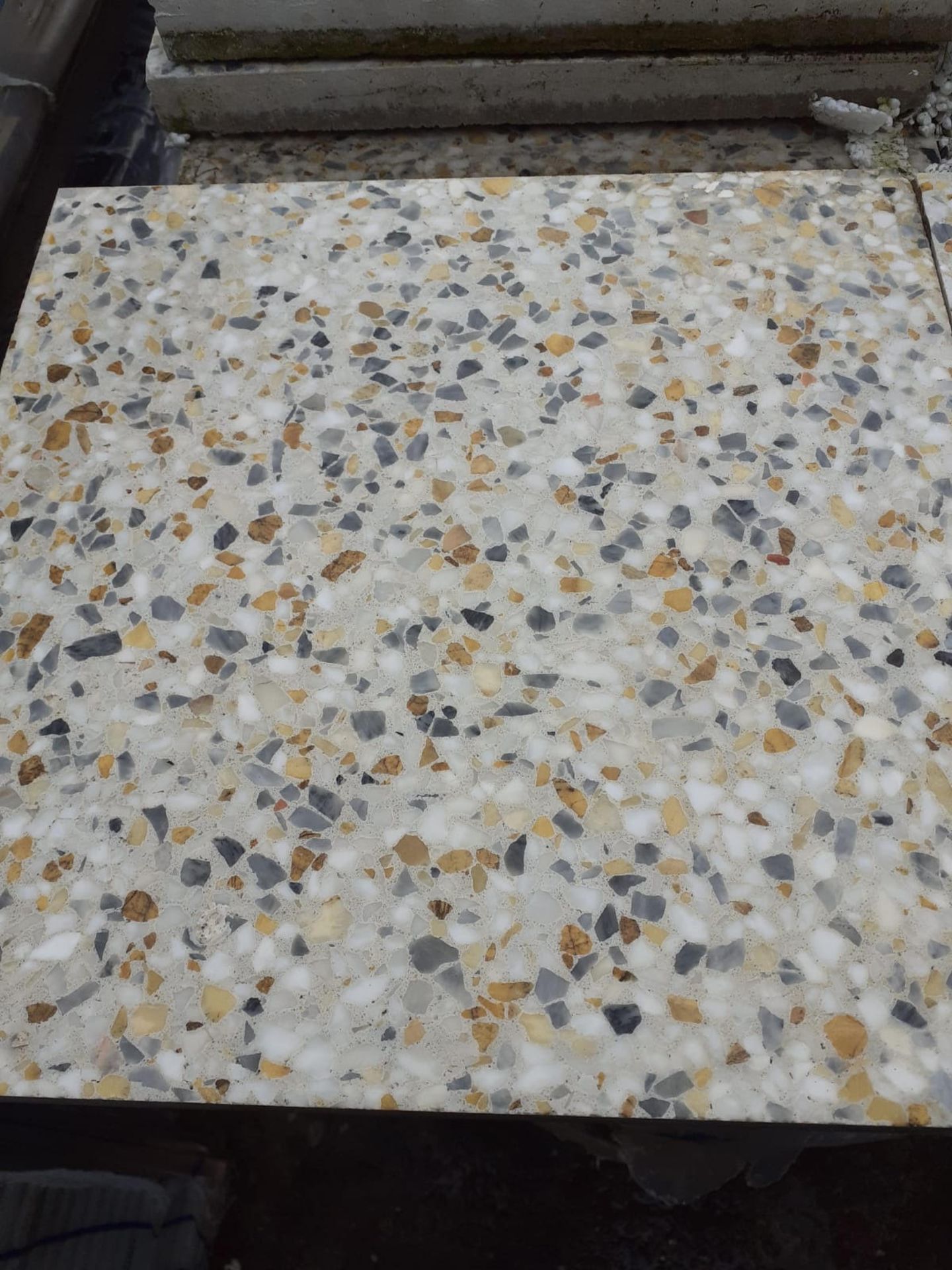 PALLET TO CONTAIN 216 X BRAND NEW TERRAZZO TILES 300 X 300 X 30MM (TOTAL PER PALLET 20 SQUARE
