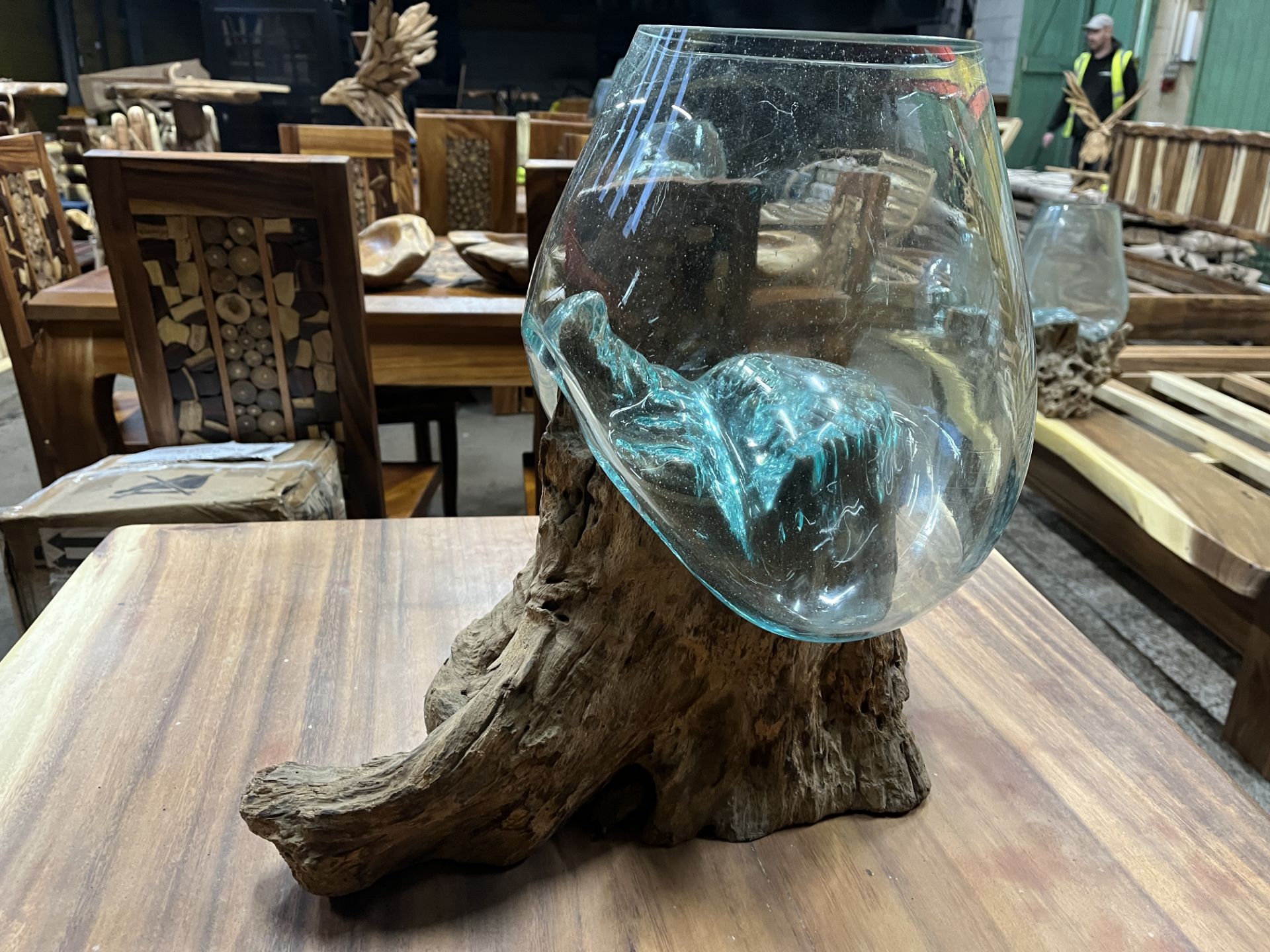 BRAND NEW TEAK ROOT VASE WITH MELTED GLASS 15 X 20 X 30 RRP £255