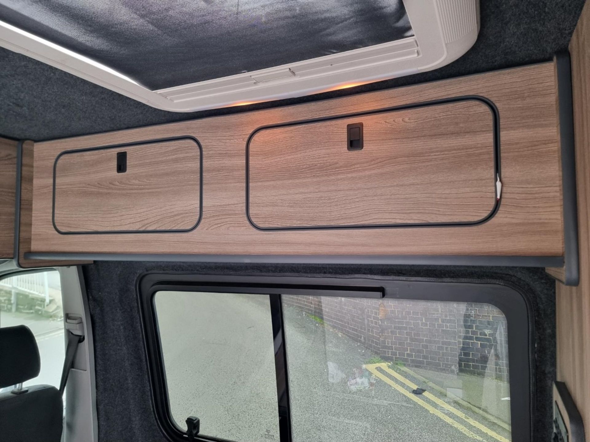 GC16 YVE VOLKSWAGEN CRAFTER CR35 Long Wheel Based Camper Van   2.0 TDI     136PS High Roof Van - Image 22 of 40