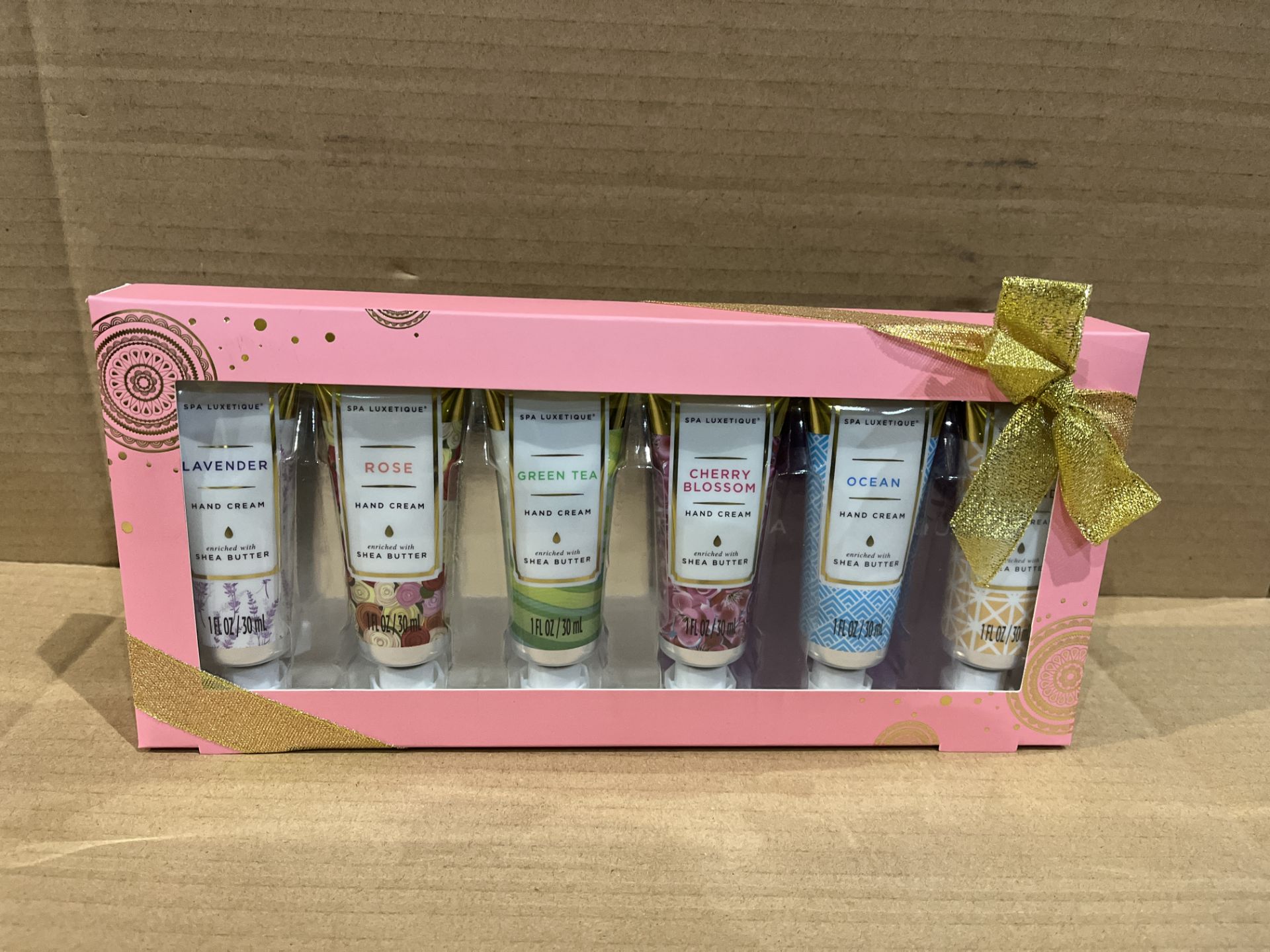 12 X BRAND NEW STES OF 6 SPA LUXETIQUE ASSORTED HAND CREAMS R12-10