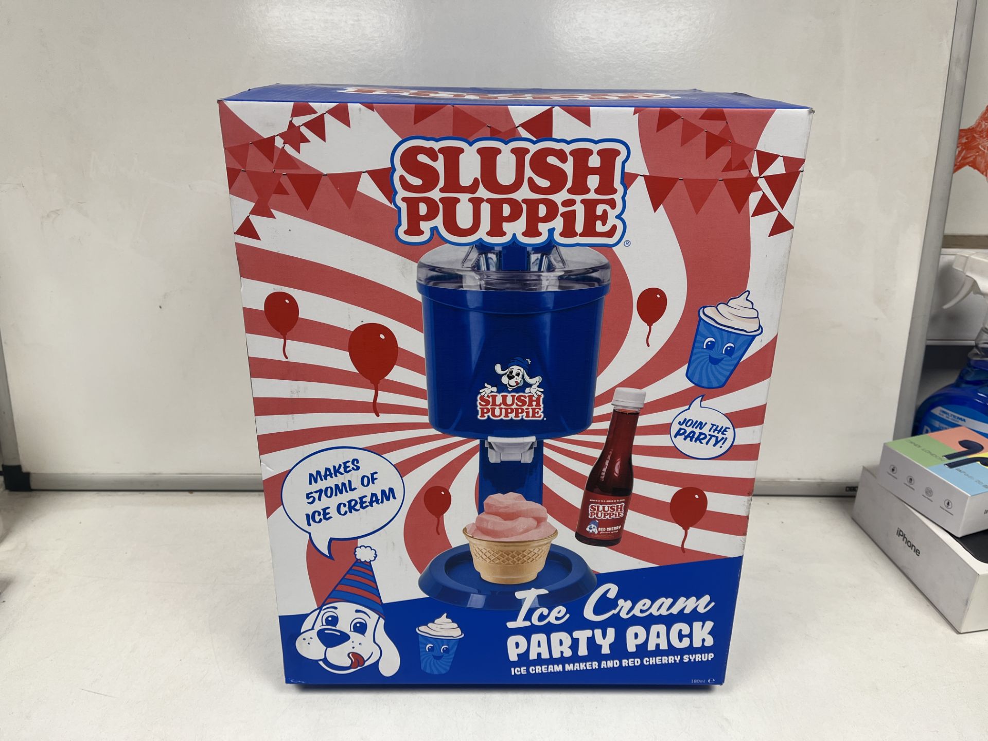 PALLET TO CONTAIN 24 X NEW BOXED SLUSH PUPPIE ICE CREAM PARTY PACK. ICE CREAM MAKER AND RED