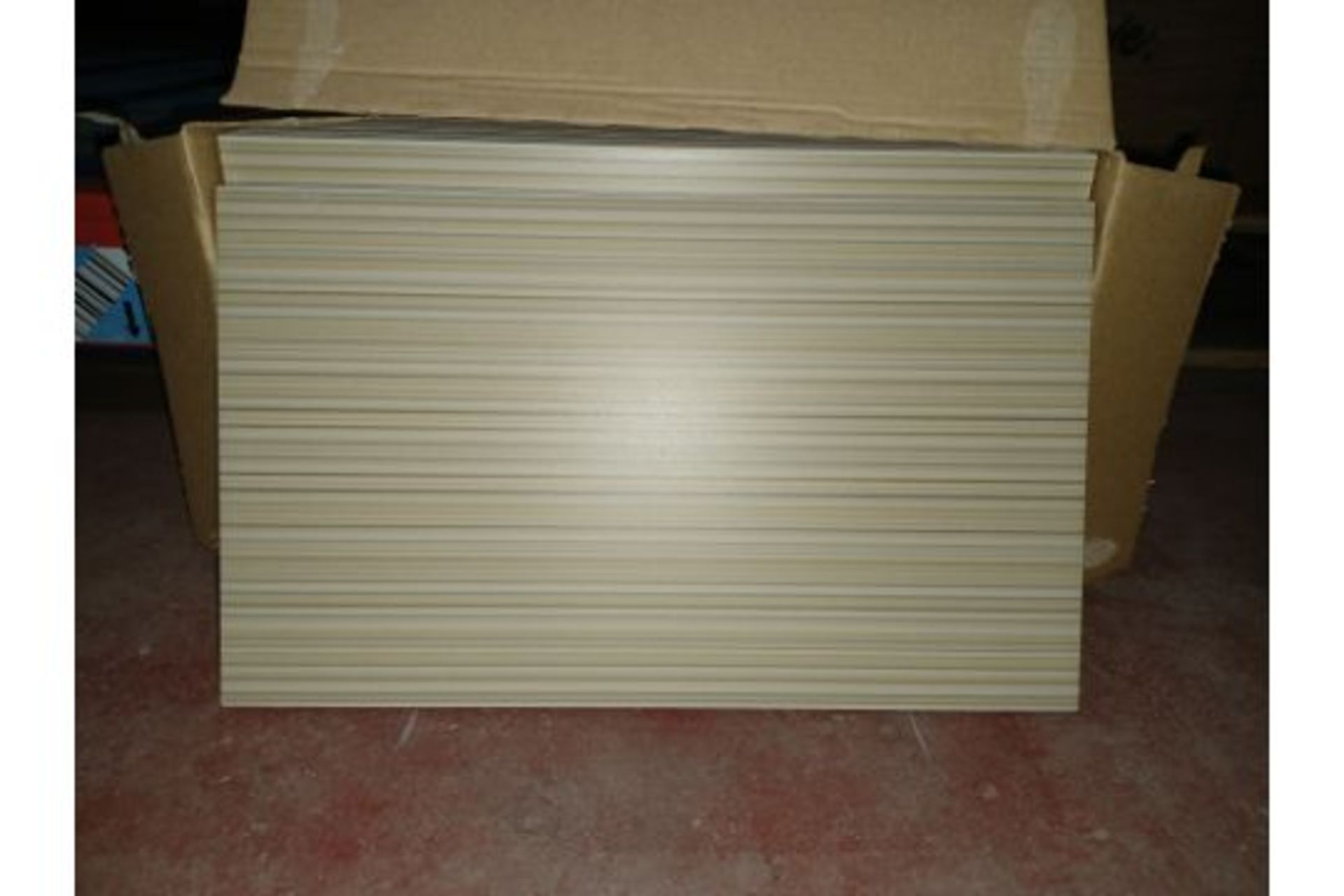 PALLET TO CONTAIN 40 x PACKS OF PORCELANOSA PARK LINEA COLOR THREADS WALL TILES. SIZE: 200x316mm. - Image 2 of 2