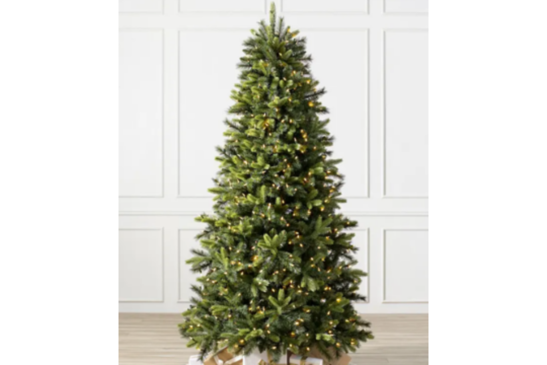 BH (The worlds leading Christmas Tree Brand) Swiss Mountain Pine 6' Tree