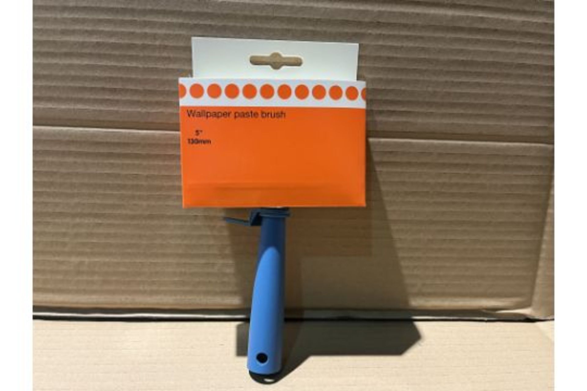 TRADE LOT 144 X NEW PACKAGED B & Q PASTE BRUSHES (ROW7TOP)