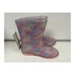 (NO VAT) 18 X BRAND NEW SHIMMER AND SHINE WELLIES (SIZES MAY VARY) R9-3