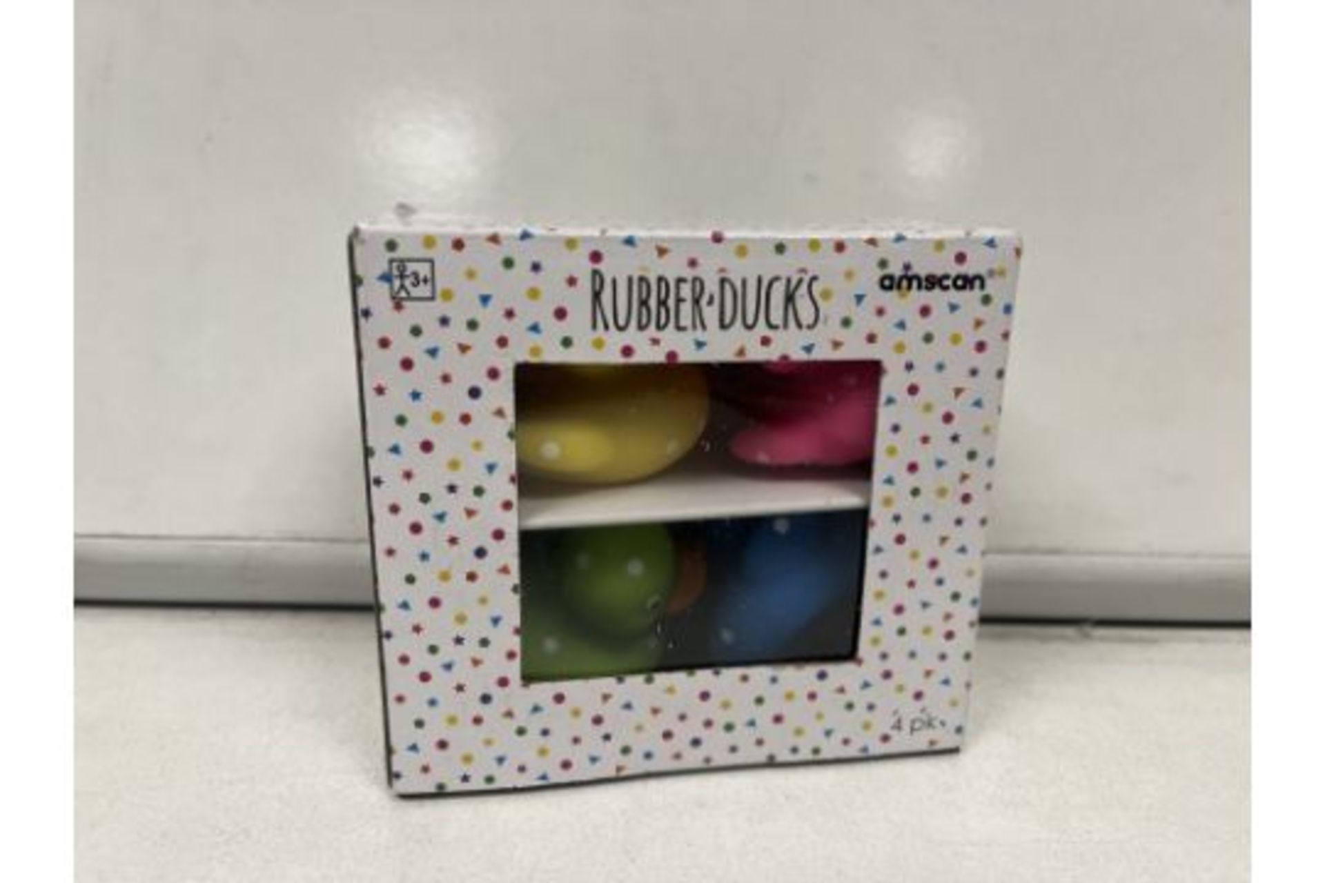 TRADE LOT 216 X NEW PACKS OF 4 AMSCAN RUBBER DUCKS (ROW 15 RACK)