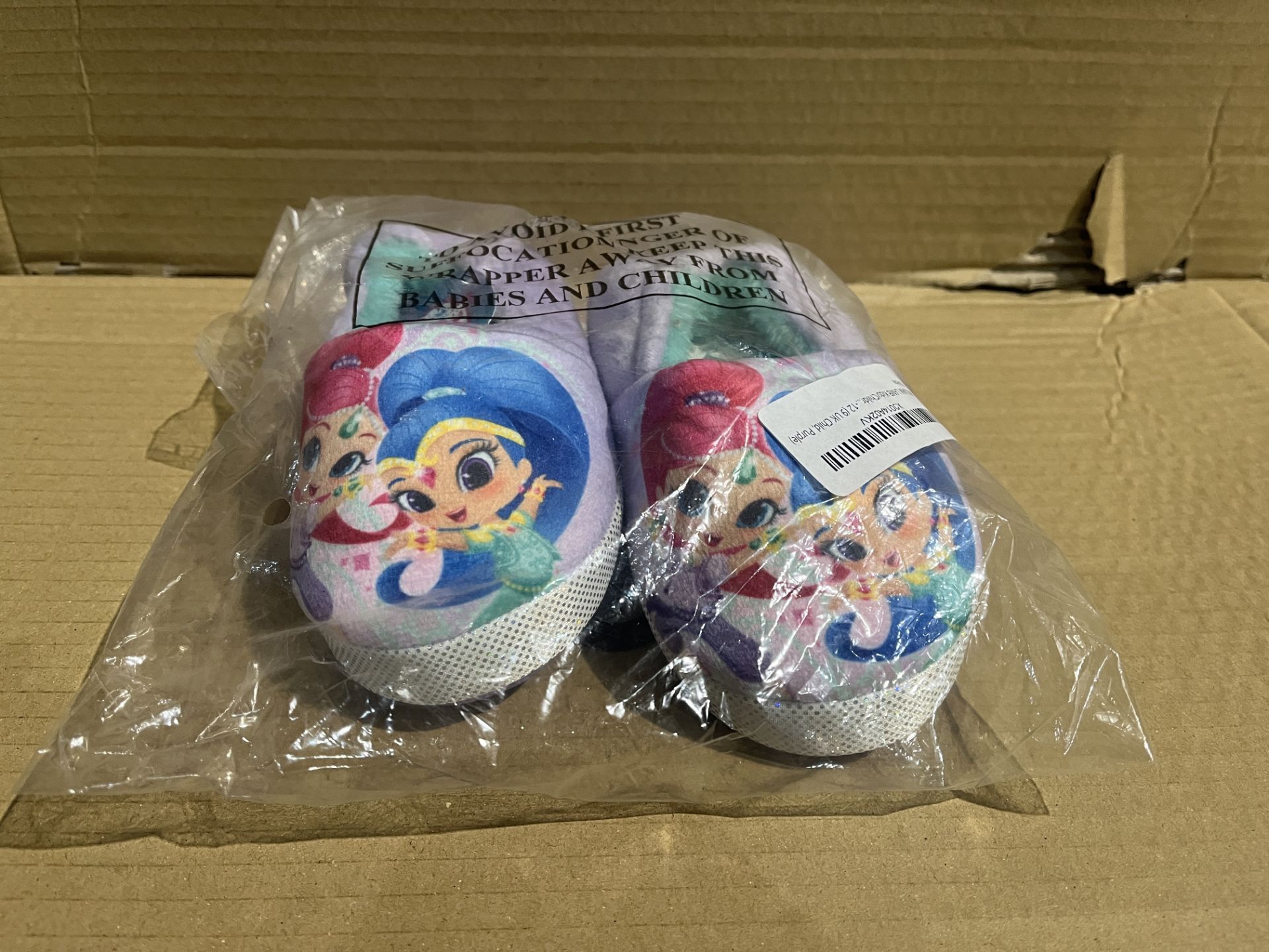 (NO VAT) 15 X BRAND NEW SHIMMER AND SHINE SLIPPERS R9-4