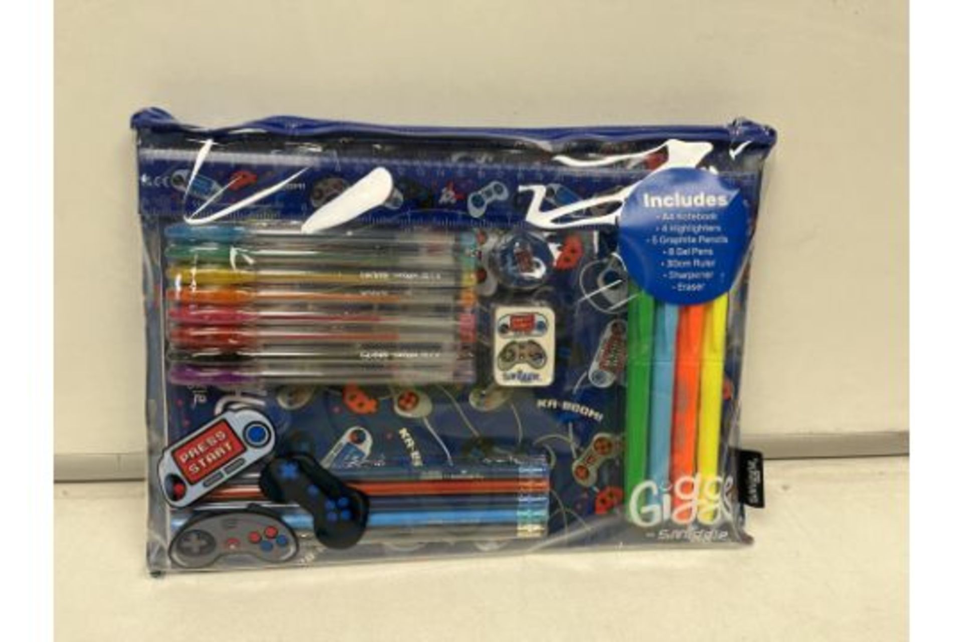 10 X NEW PACKAGED GIGGLE BY SMIGGLE STATIONARY PACKS. EACH INCLUDES: A4 NOTEBOOK, 4 HIGHLIGHTERS,