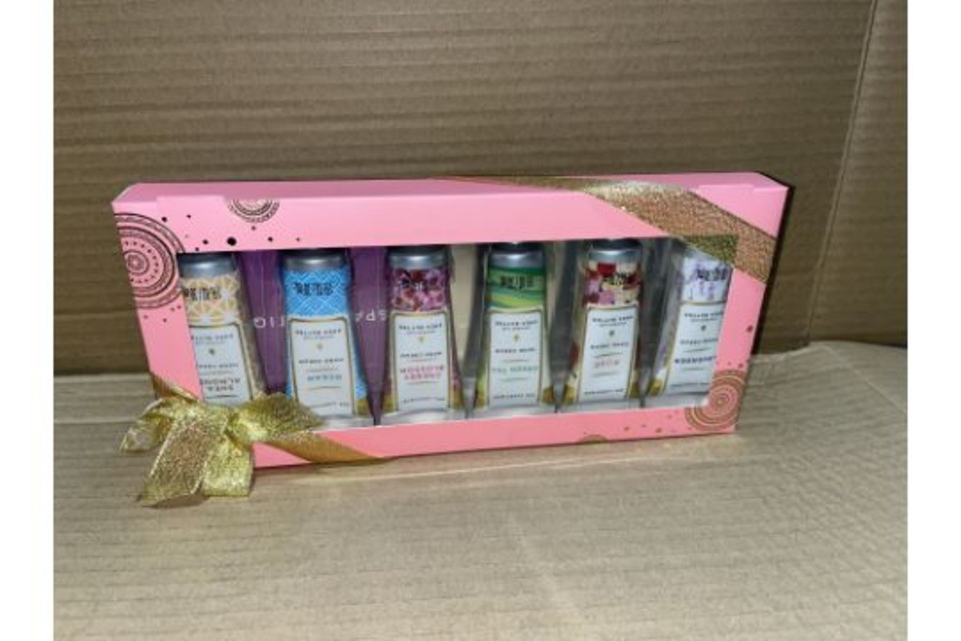 12 X BRAND NEW STES OF 6 SPA LUXETIQUE ASSORTED HAND CREAMS R12-10