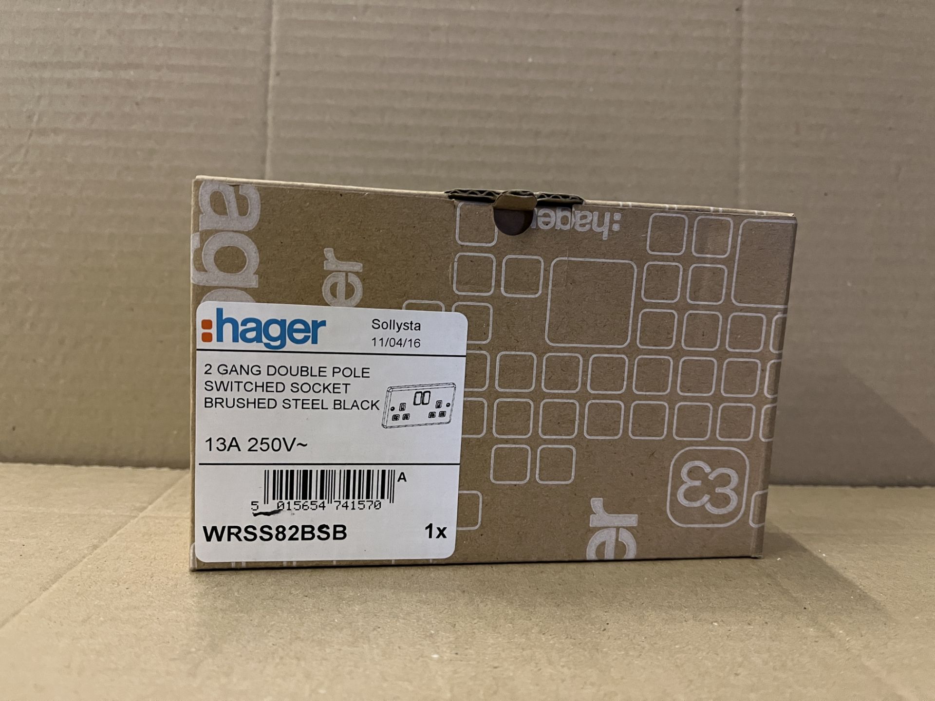 11 X HAGER WRSS82BSB 13A 2 GANG DOUBLE POLE SWITCHED SOCKETS RRP £28 EACH S2