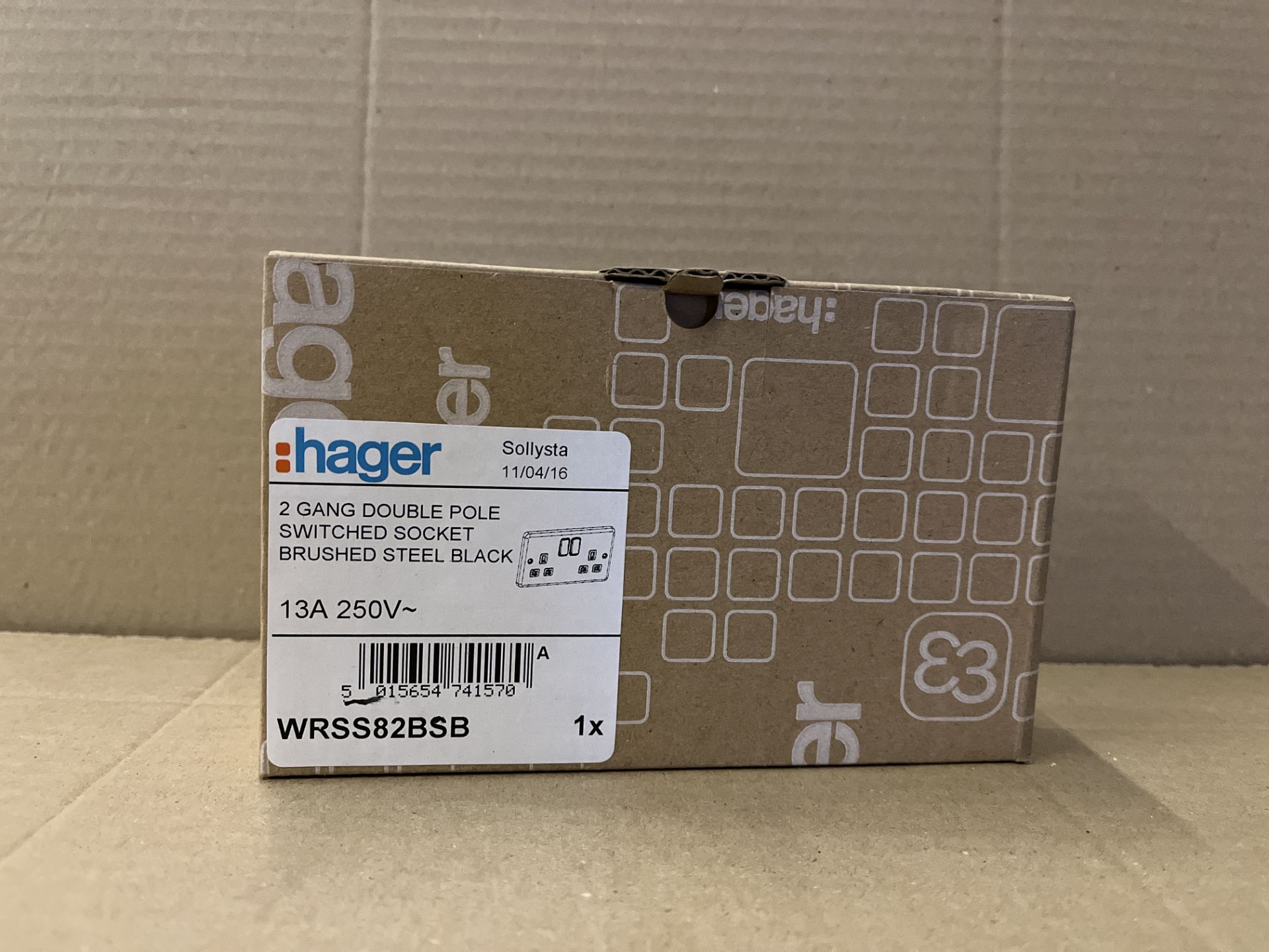 11 X HAGER WRSS82BSB 13A 2 GANG DOUBLE POLE SWITCHED SOCKETS RRP £28 EACH S2