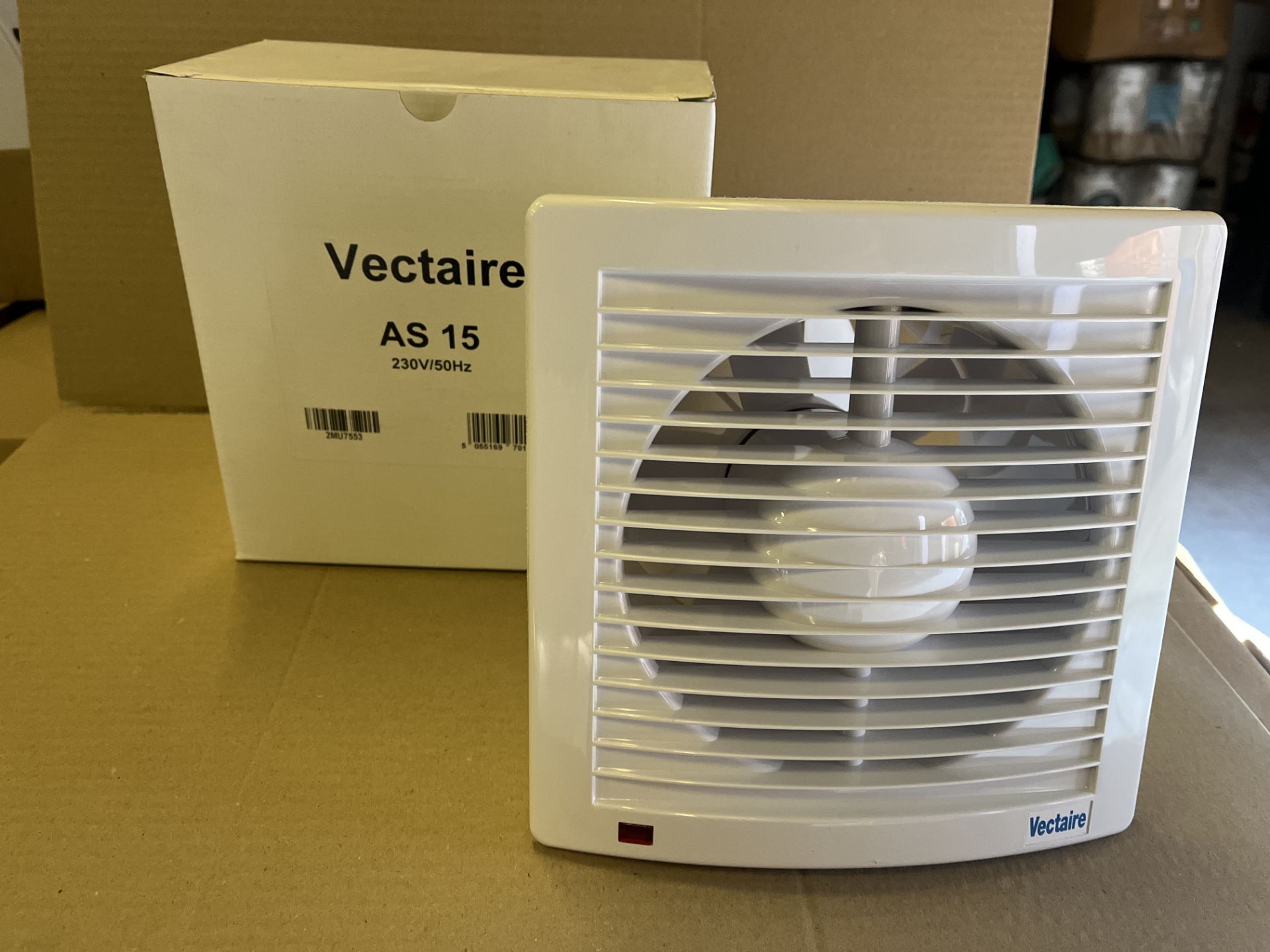 BRAND NEW VACTAIRE AS WHITE 15 CM BATHROOM/KITCHEN EXTRACTOR FAN RRP £189 S2