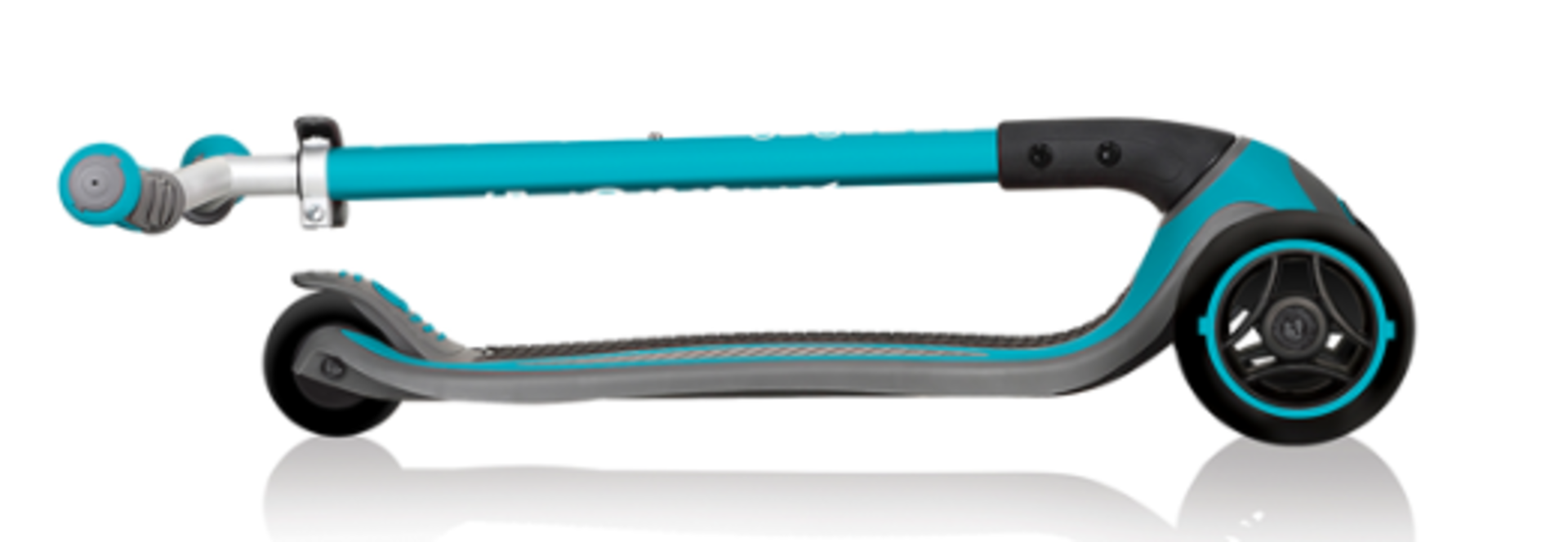 Globber Master Scooter. Teal. RRP £125.00. Our XL 3-wheel foldable scooters for kids aged 4 to - Image 2 of 2