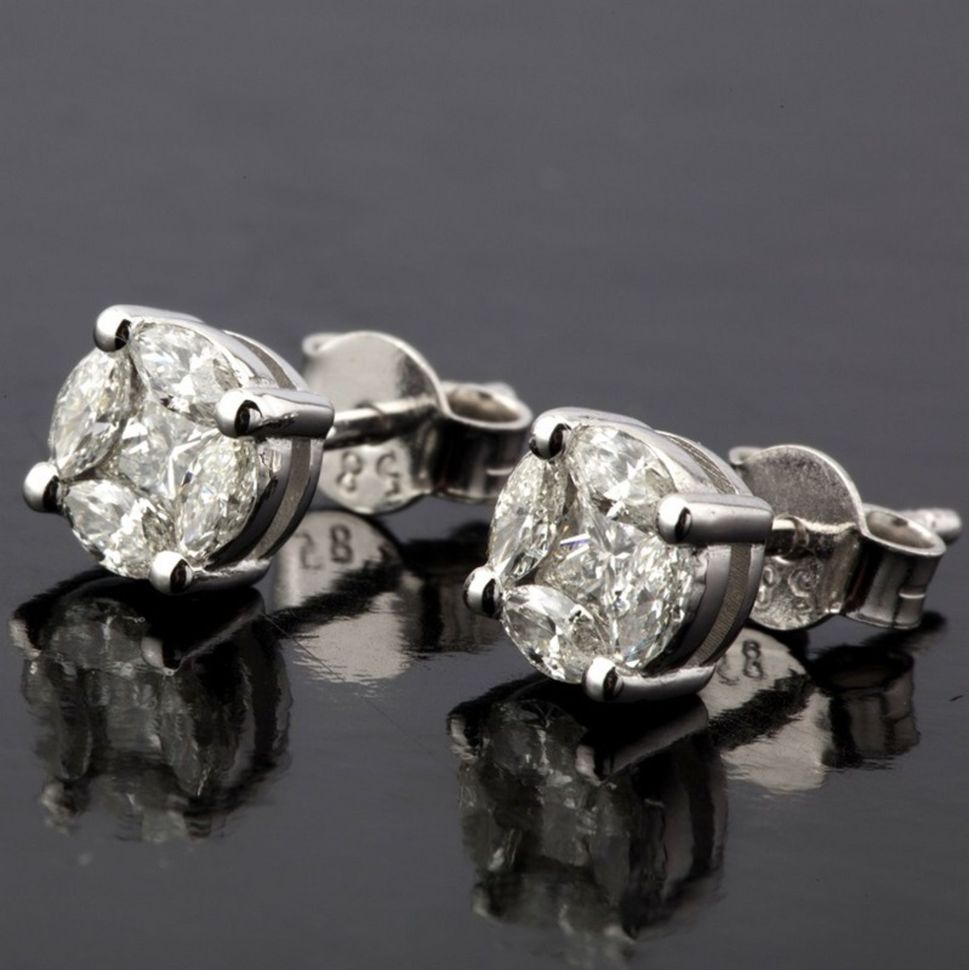 Certificated 14K White Gold Diamond Earring - Image 6 of 7