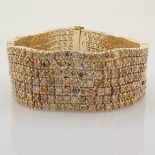 Certificated 18K Yellow Gold Fancy Diamond Bracelet