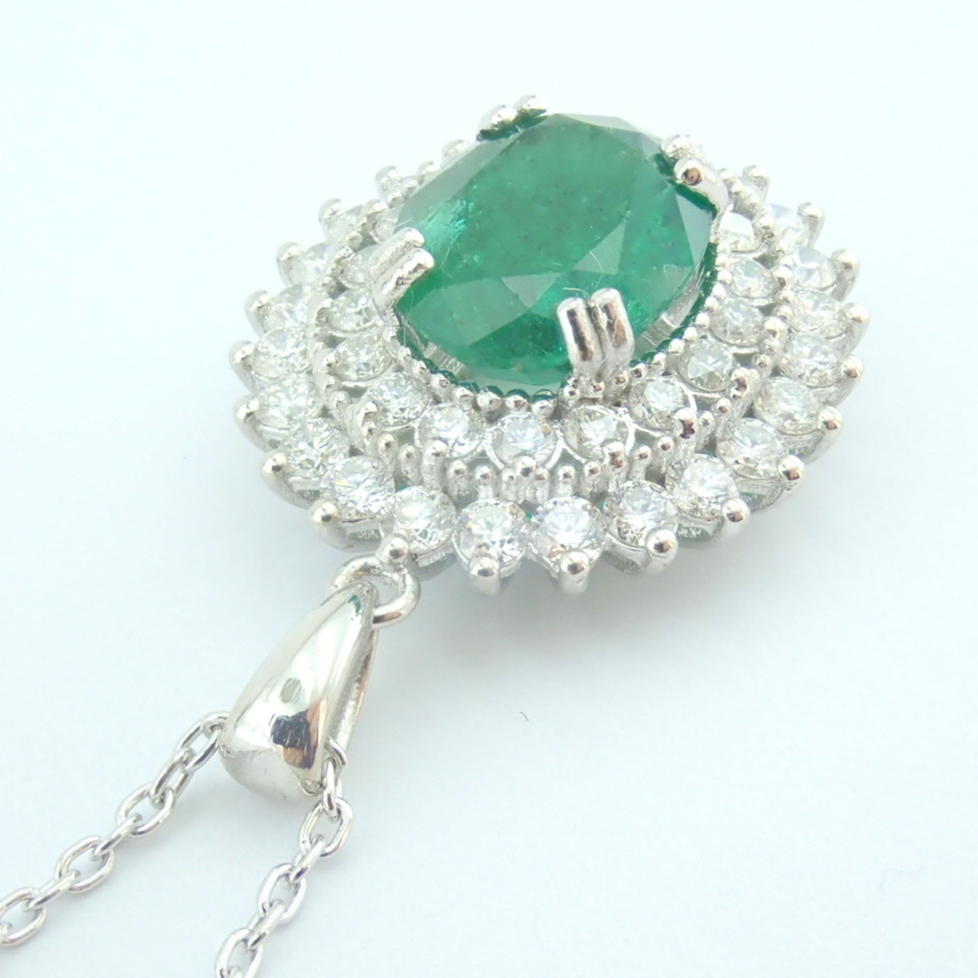 Certificated 14K White Gold Diamond & Emerald Necklace - Image 6 of 11