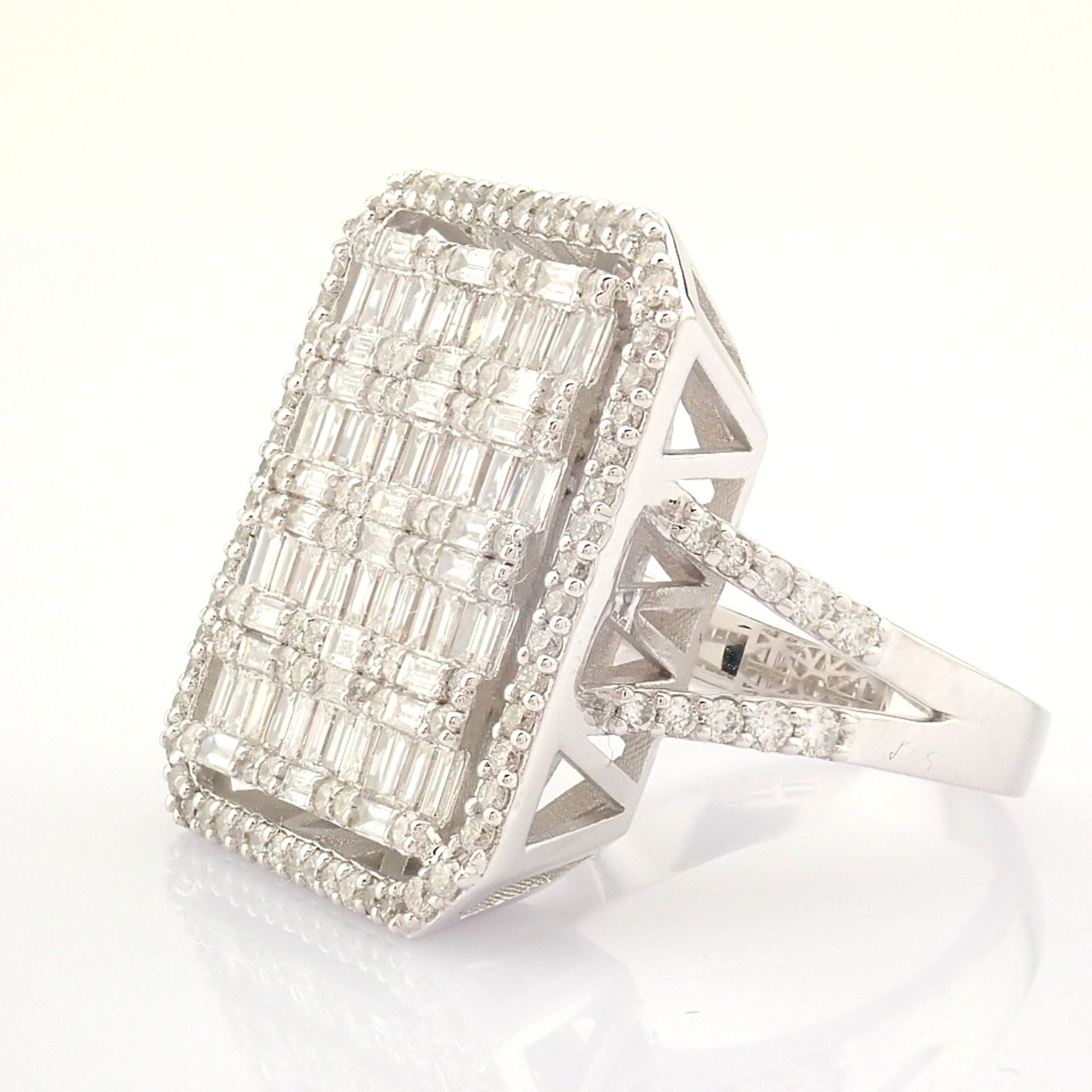 Certificated 14K White Gold Diamond Ring - Image 5 of 9