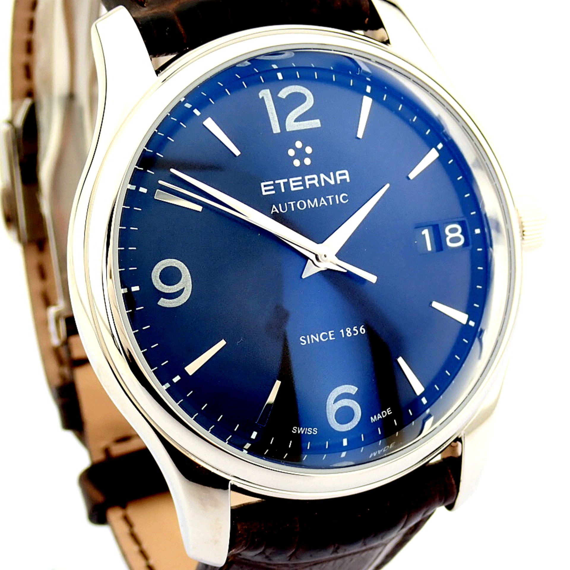 Eterna / Vaughan Big Date 7630.41 - Gentlmen's Steel Wrist Watch