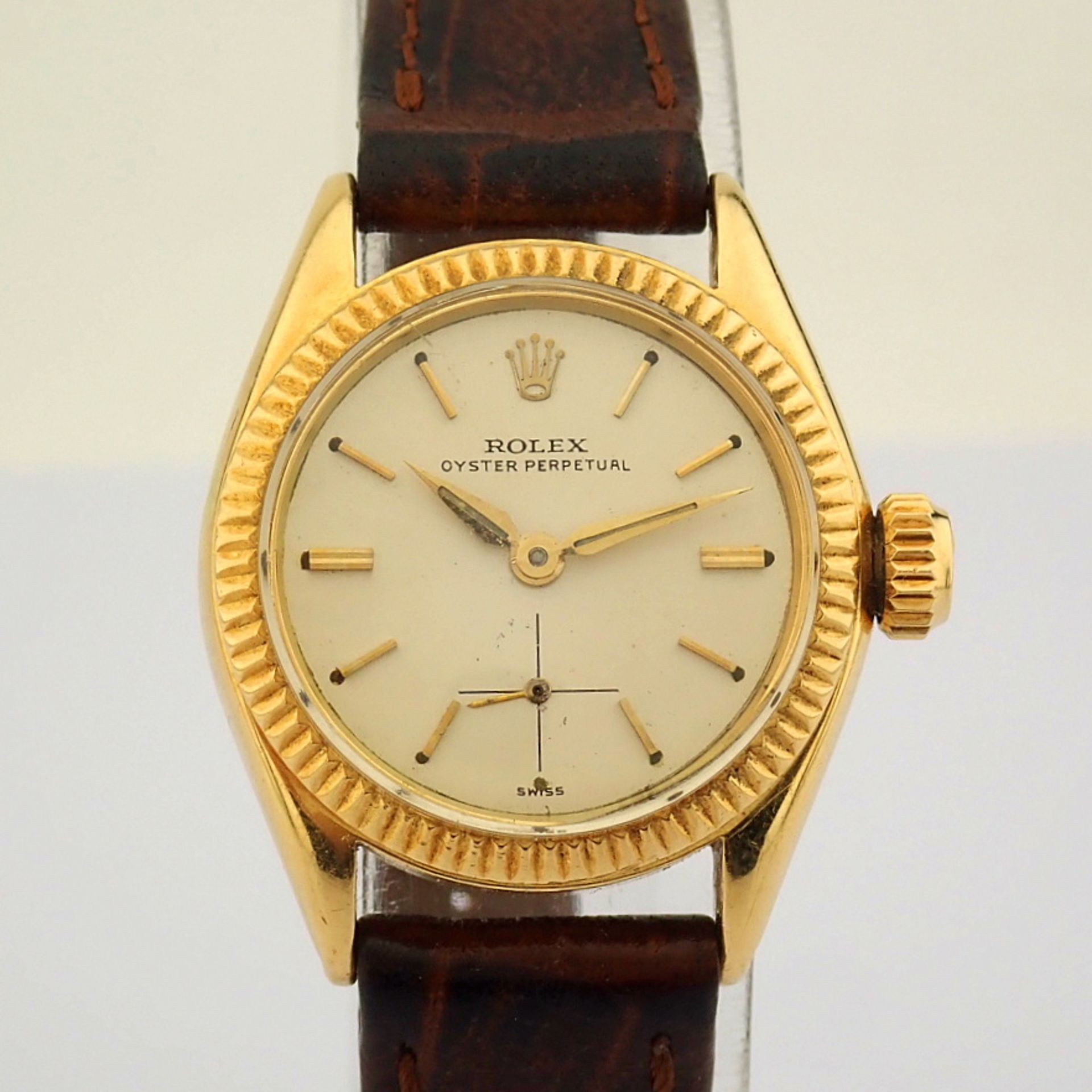 Rolex / Oyster Perpetual - Lady's Yellow gold Wrist Watch - Image 4 of 10