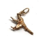 9ct gold witch on broom charm 1.8g