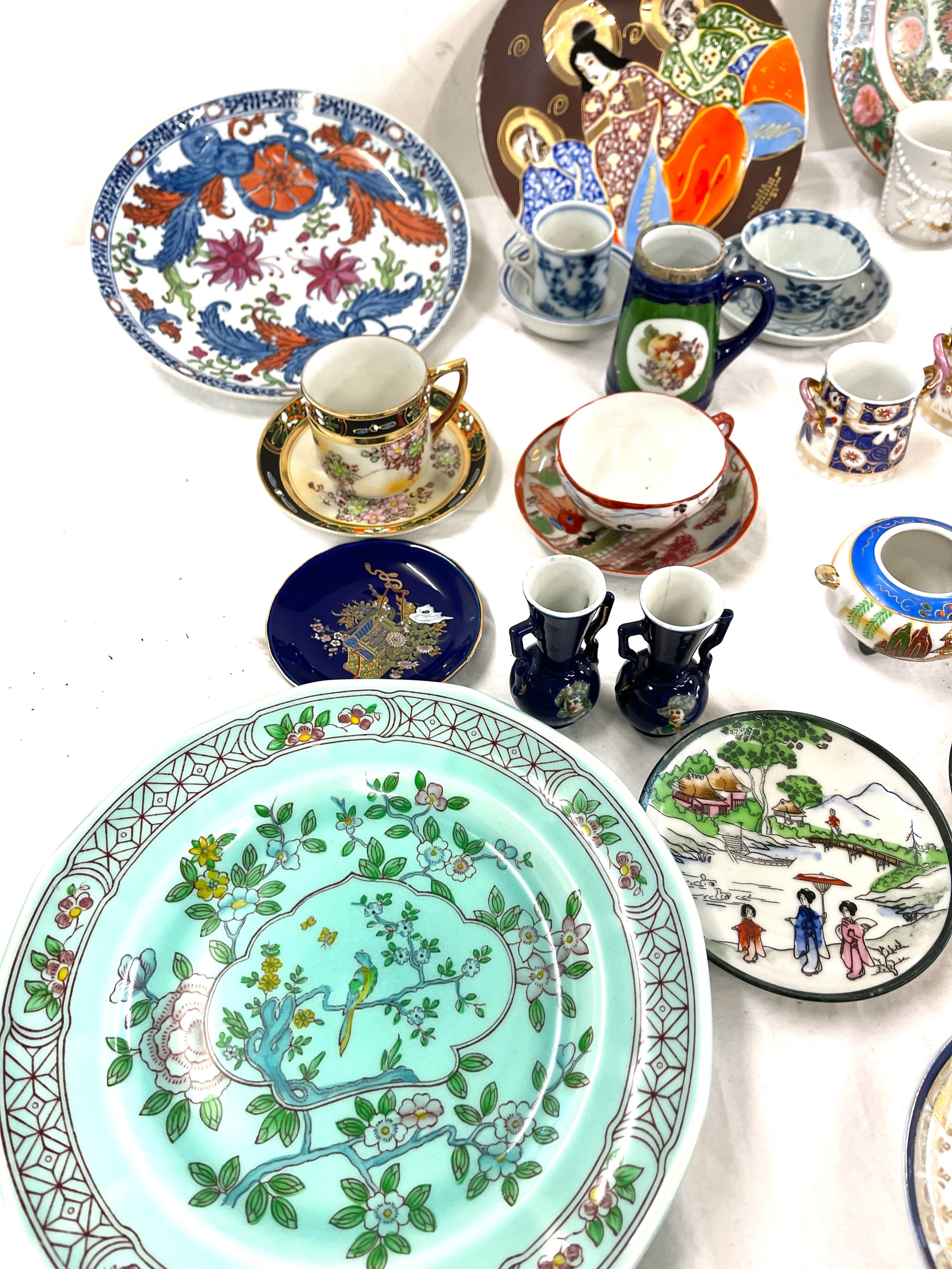 Selection of antique and later cups, saucers etc to include Chinese pieces - Image 3 of 9