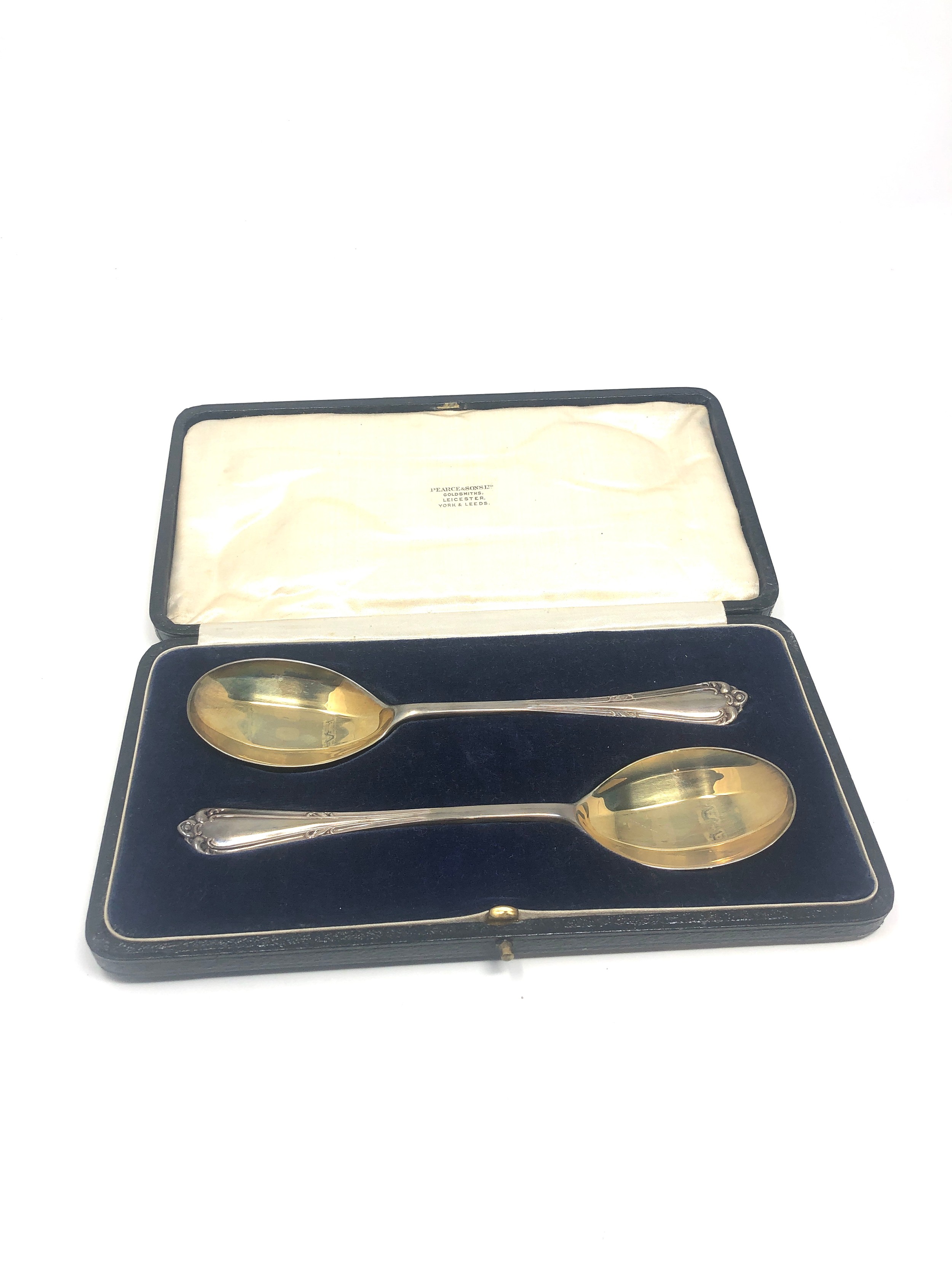 Pair of boxed pearce & sons serving spoons London silver hallmarks silver weight 95g