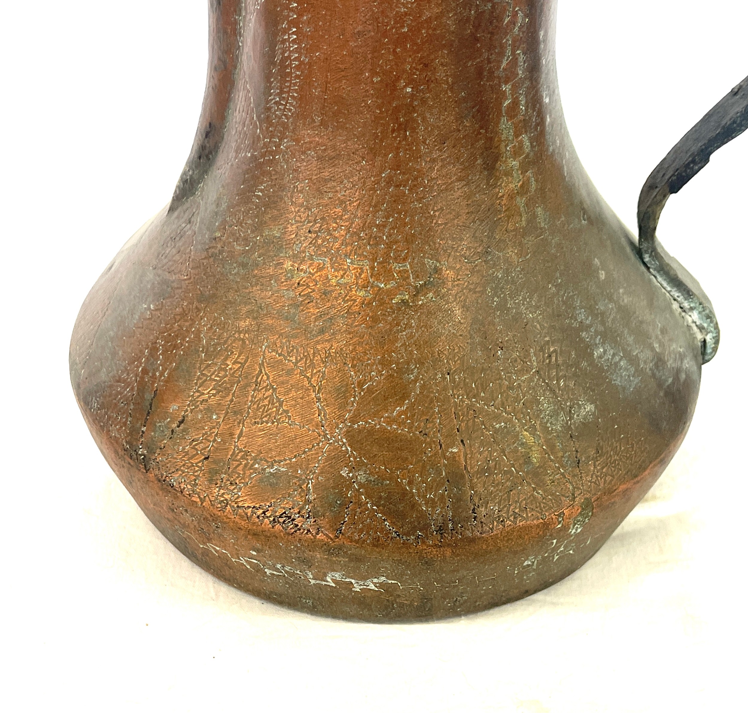 Middle eastern Dallah Arabic copper coffee pot, approximate height 13 inches - Image 5 of 7