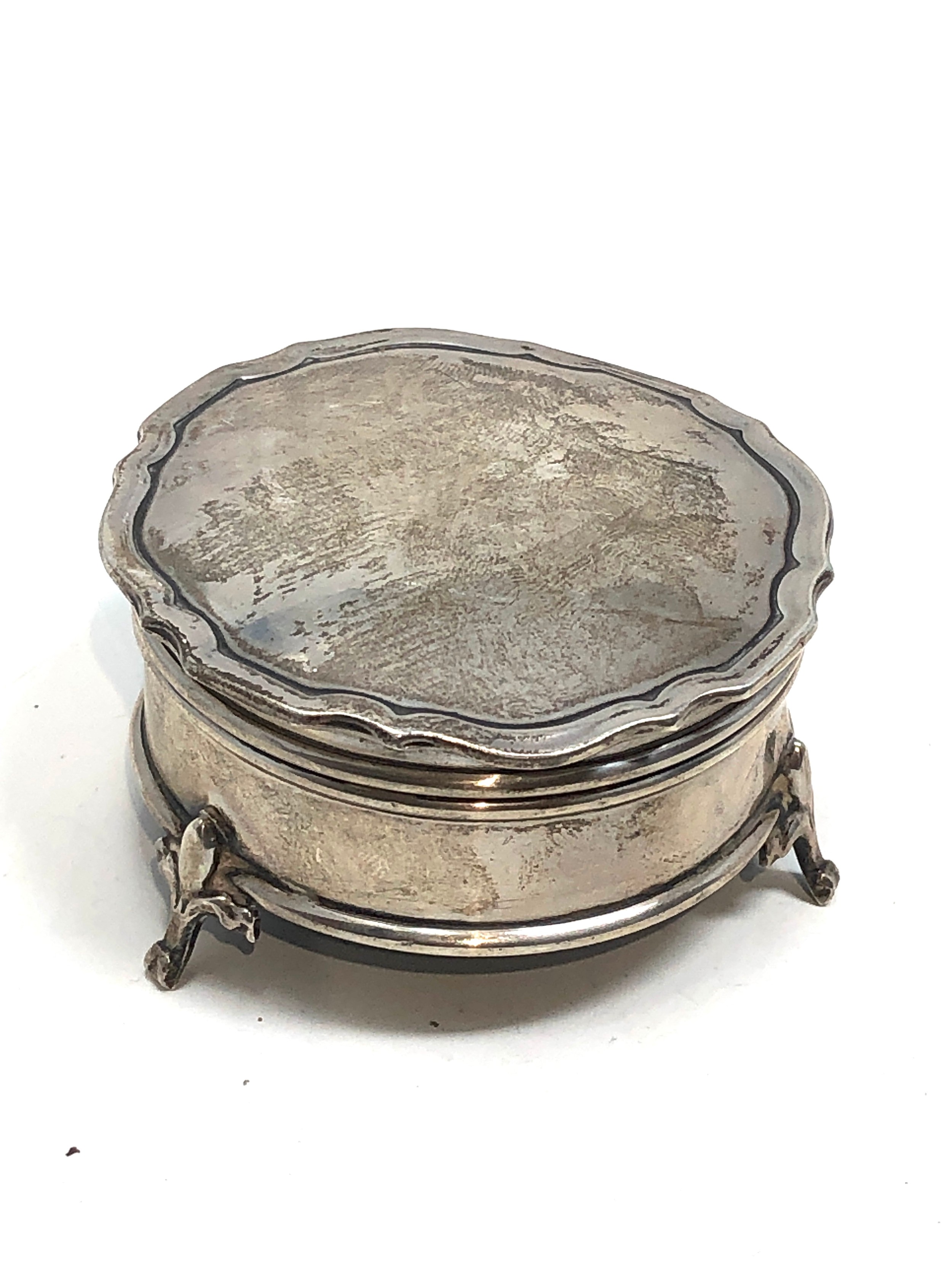 Antique silver ring box measures approx 6.3cm dia Birmingham silver hallmarks
