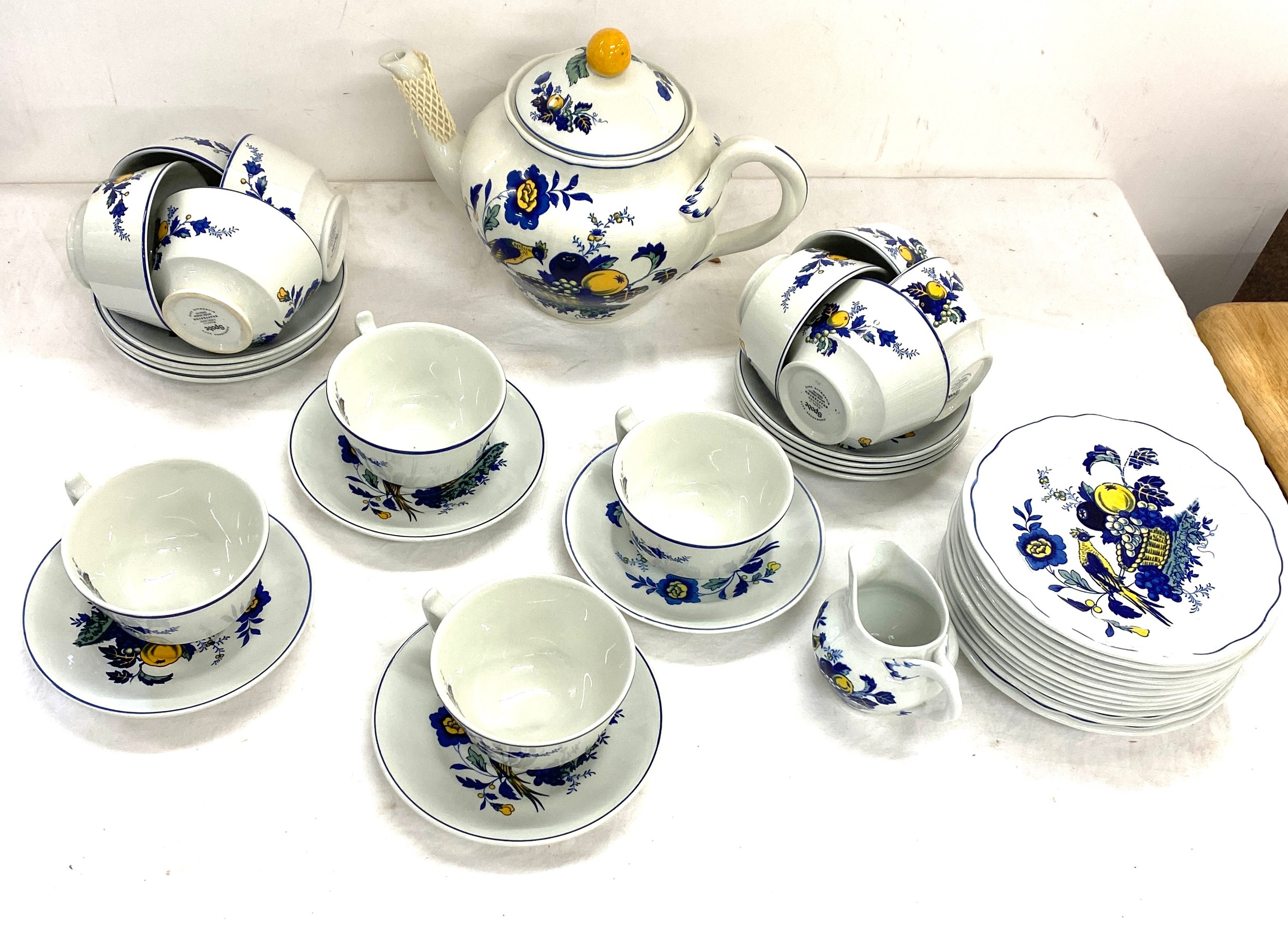 Spode Blue Bird s3274 c1838 - 12 cups 12 saucers 12 tea plates, milk jug, tea pot